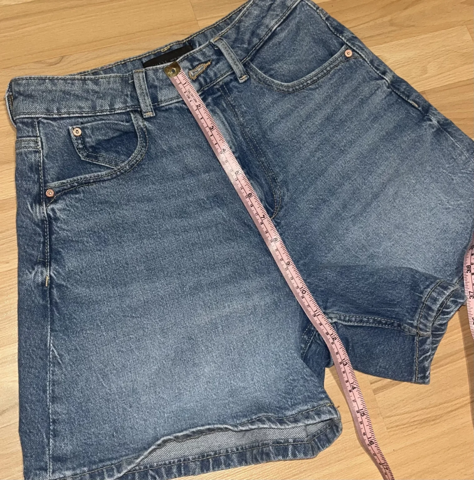 Image for COMME NEUVE Short en jeans Zara