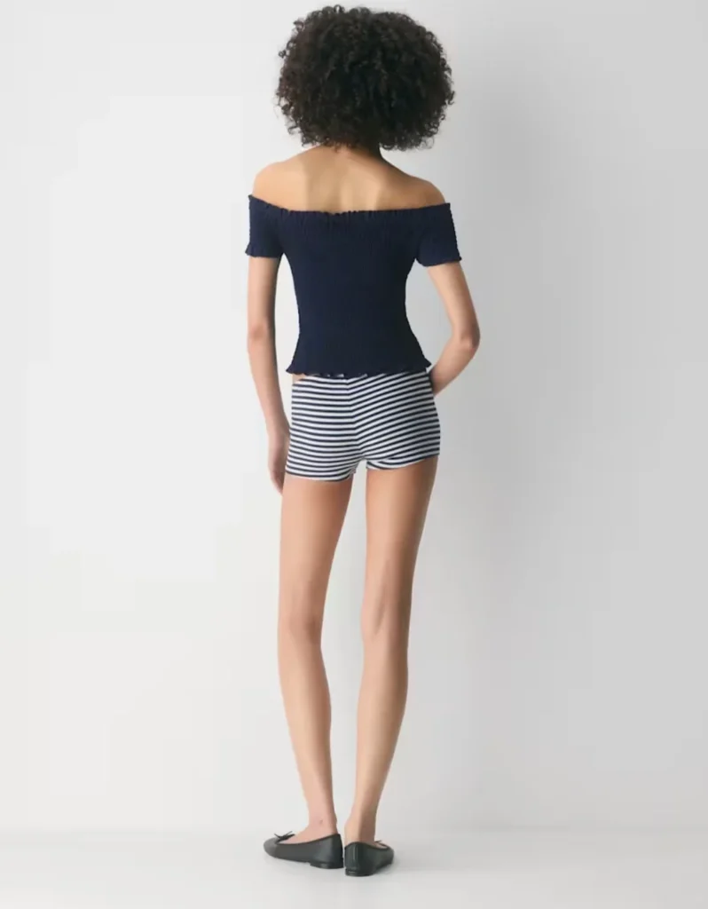 Image for 🌷Heartfelt top – Aritzia (Sunday Best)