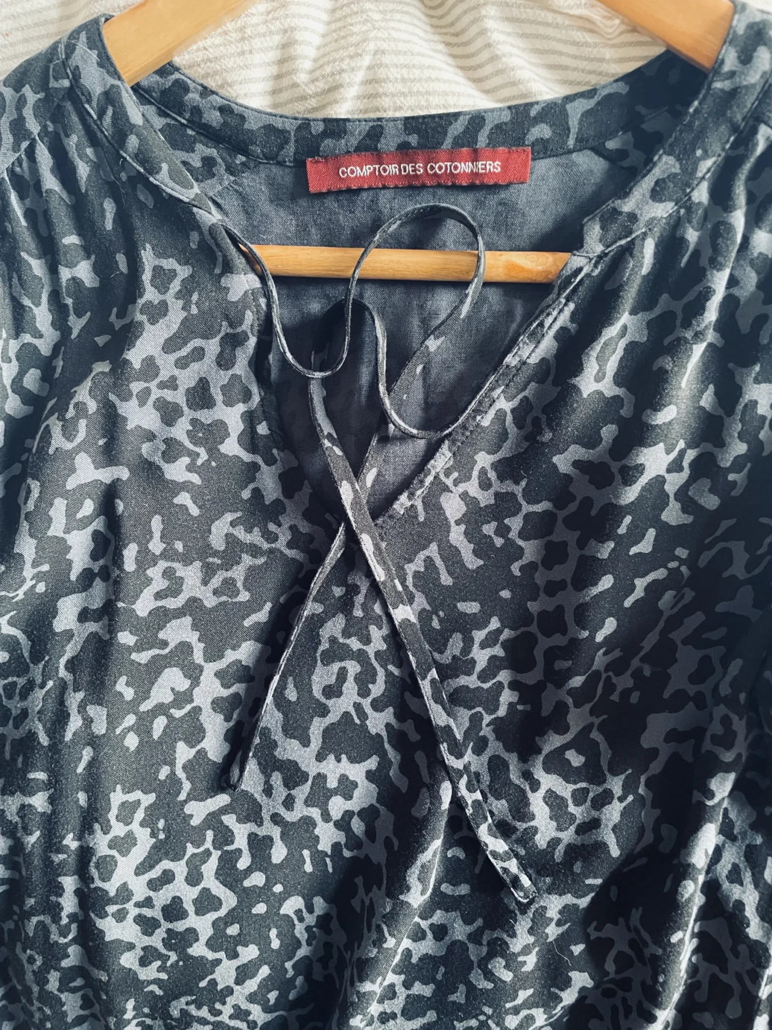 Image for Blouse à imprimé léopard