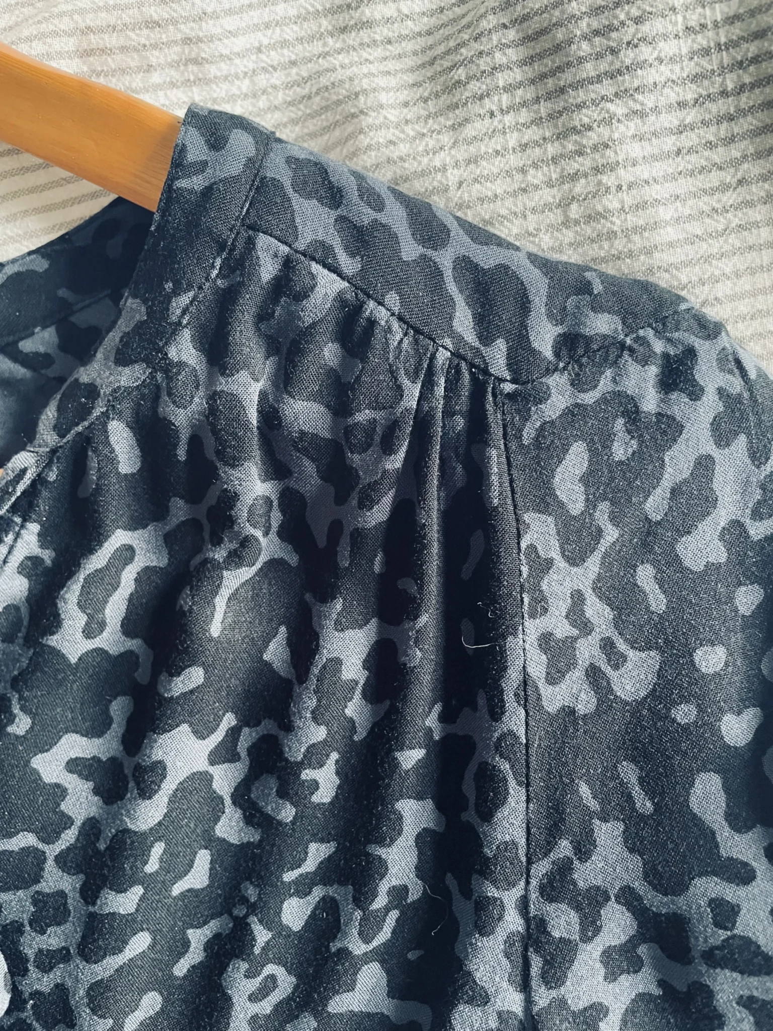 Image for Blouse à imprimé léopard