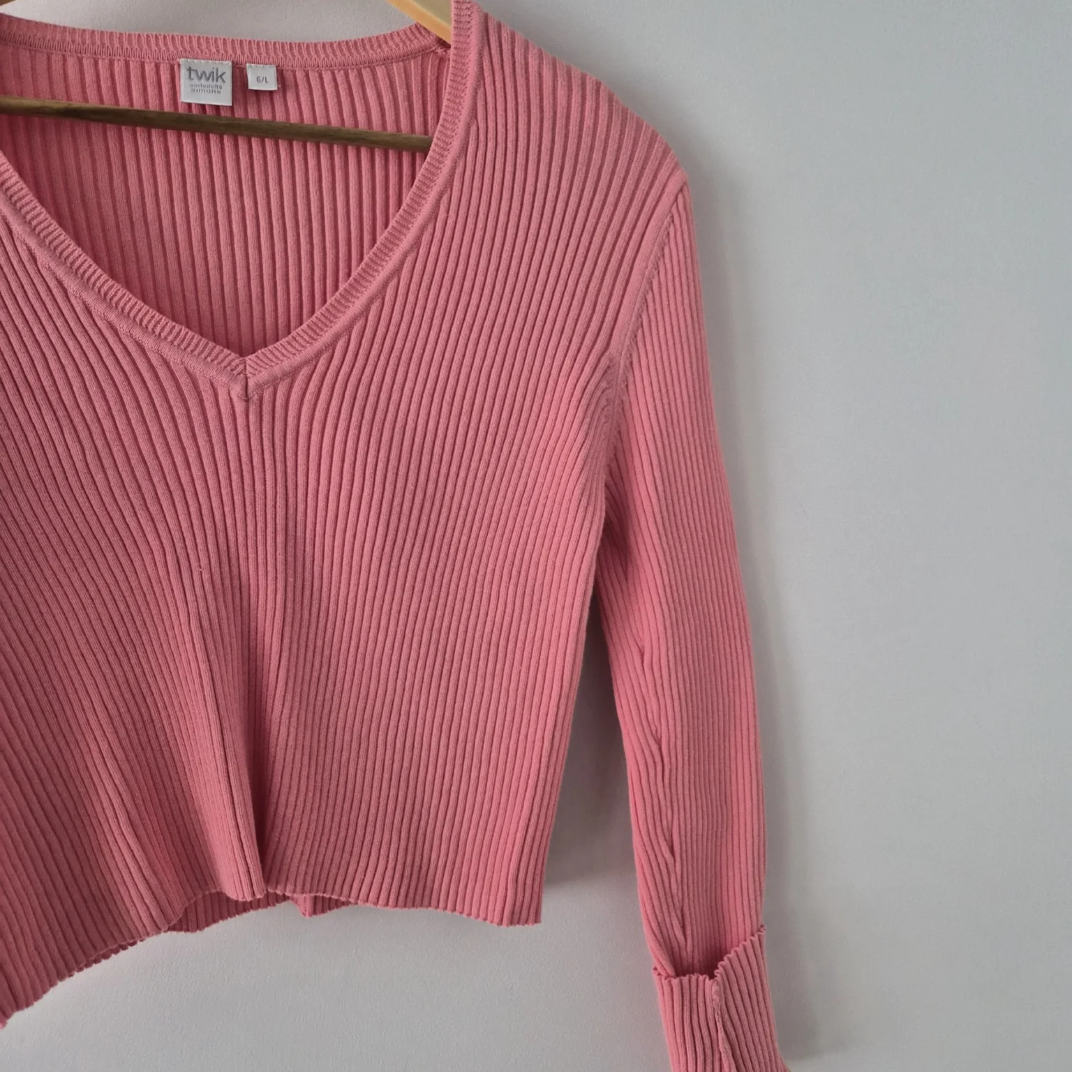 Image for V-neck jumper
