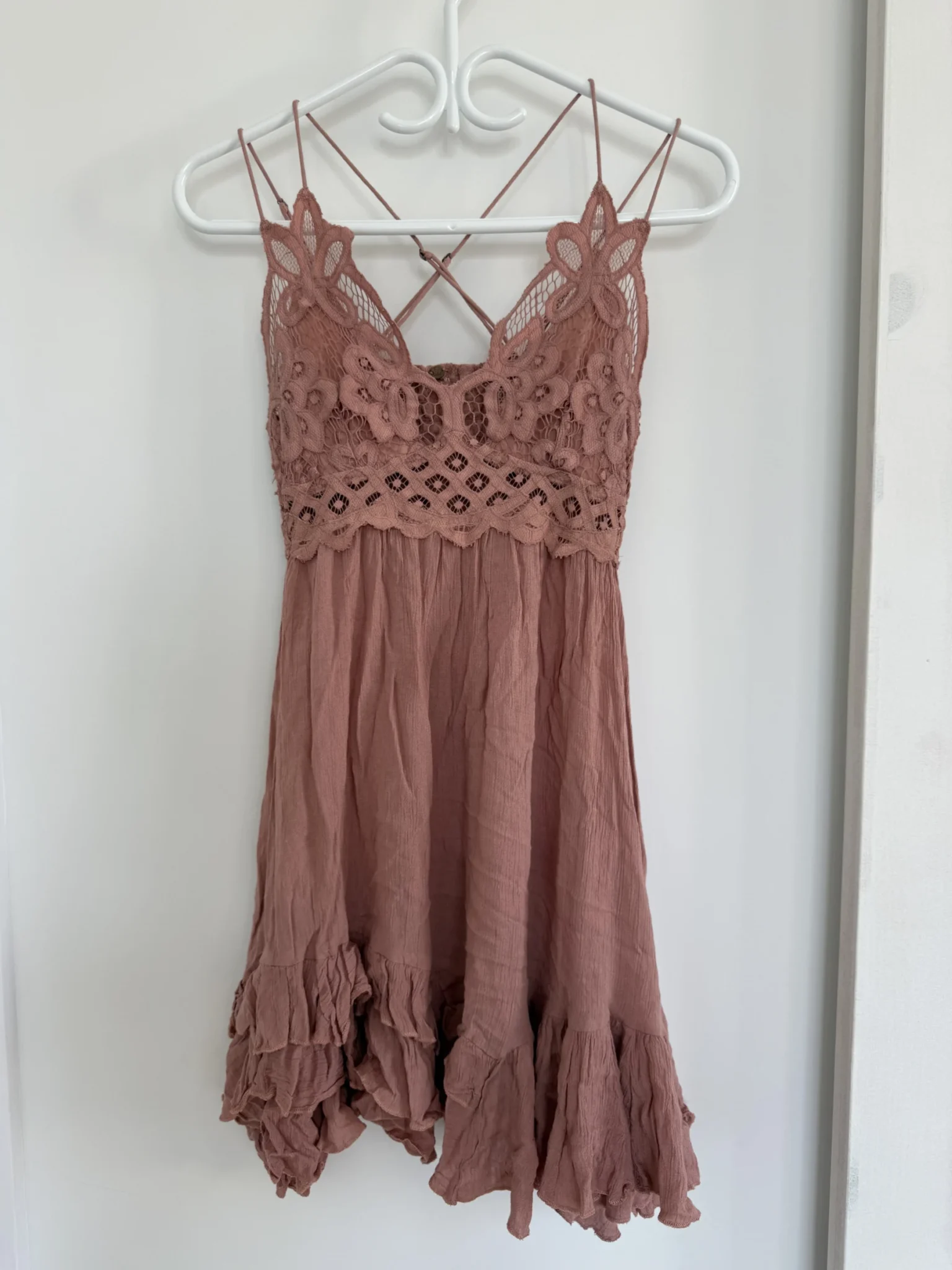 Featured image for Robe courte rose