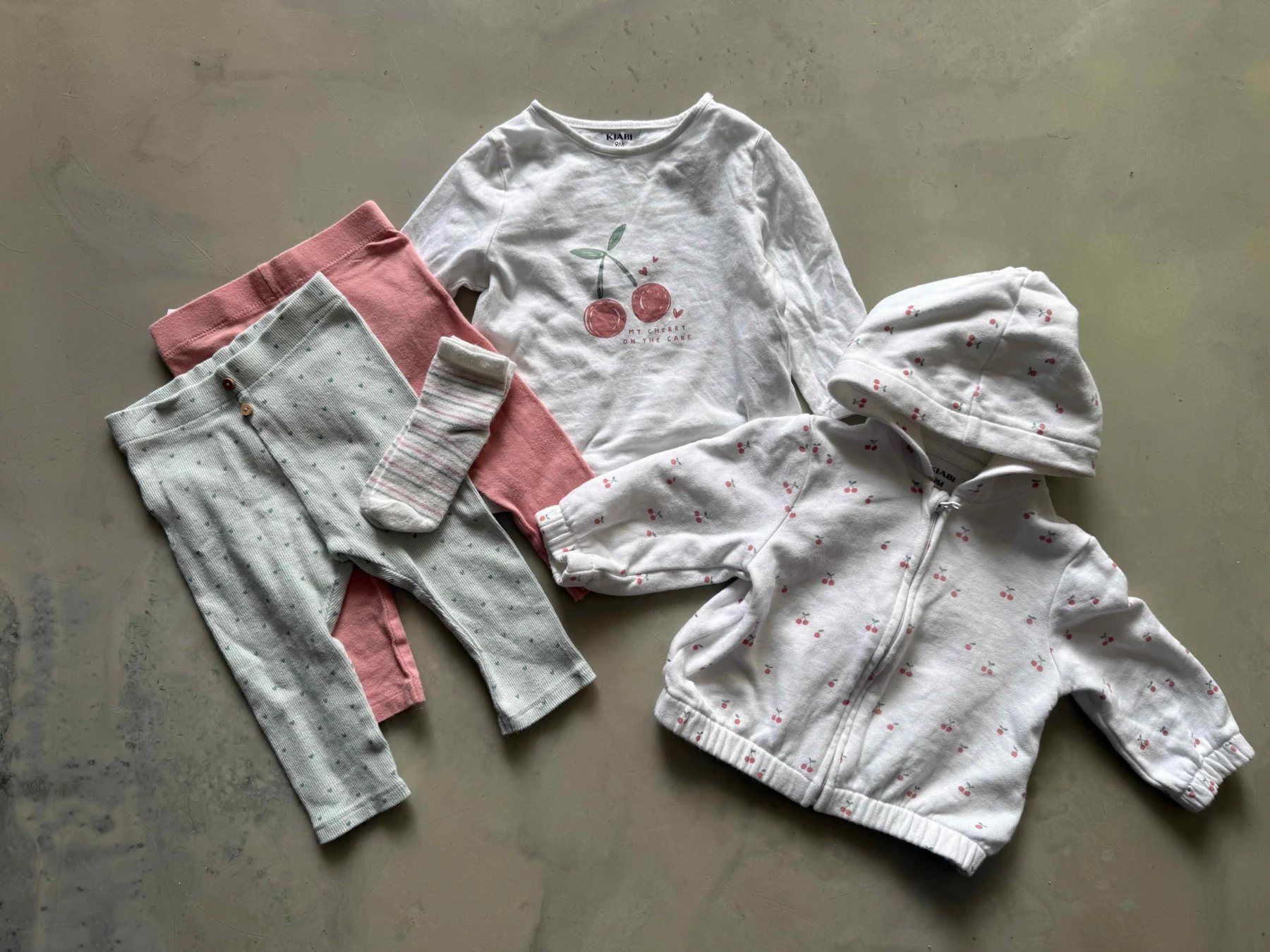 Ensemble marque KIABI 9mois 5items *Autre seconde main