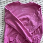 Featured thumbnail for Chandail Nike Rose