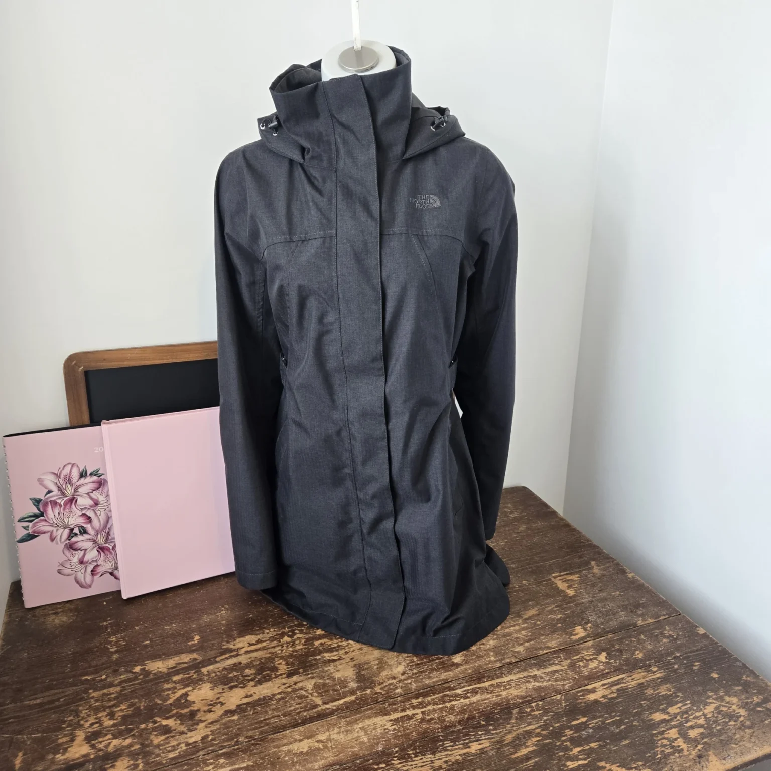 Image for North Face Laney Tranch ll  neuf