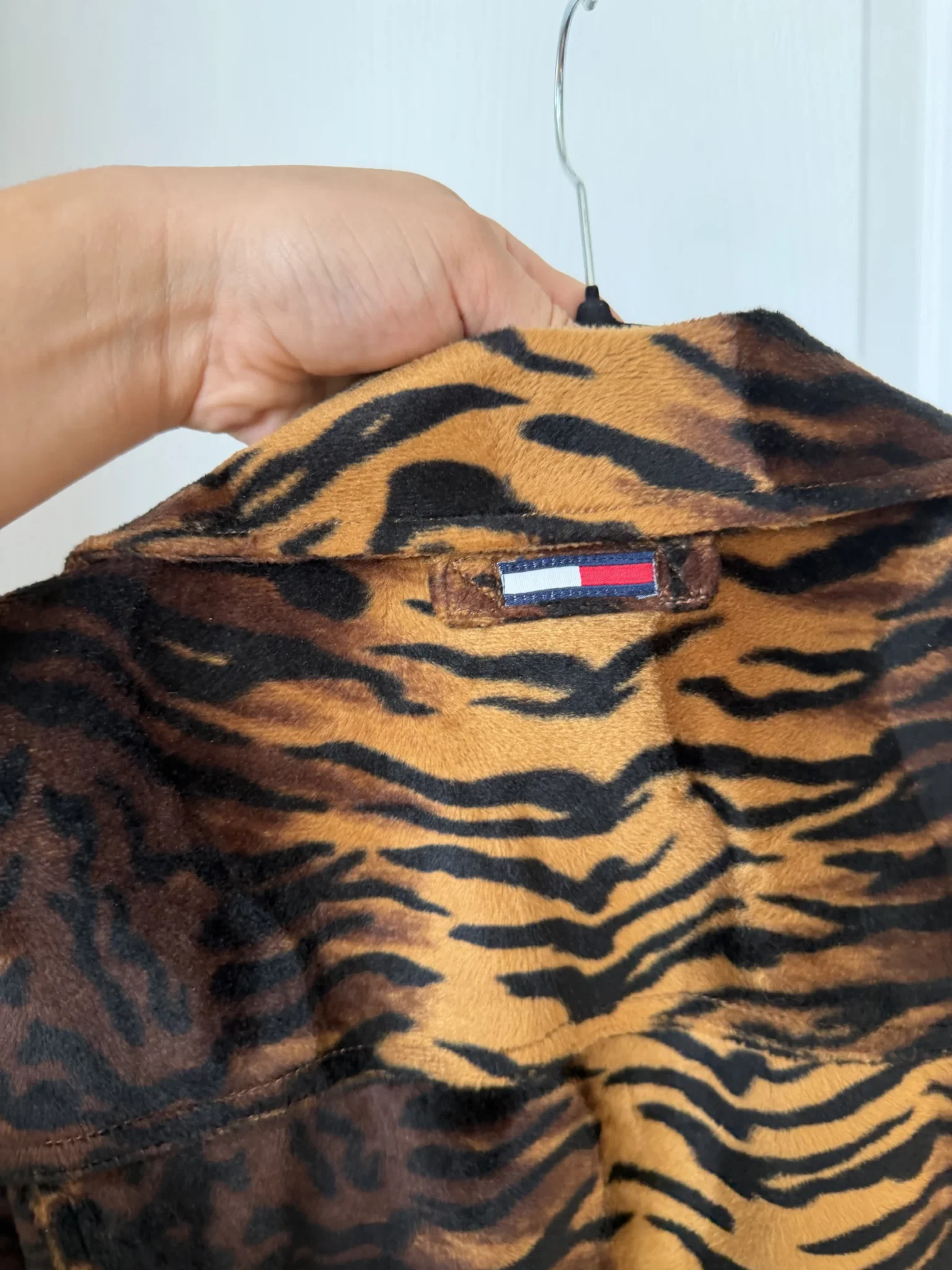 Image for Veste Tommy Hilfiger taille L motif tigré