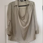 Thumbnail for Blouse Vince taille 6 écru doré col tombant