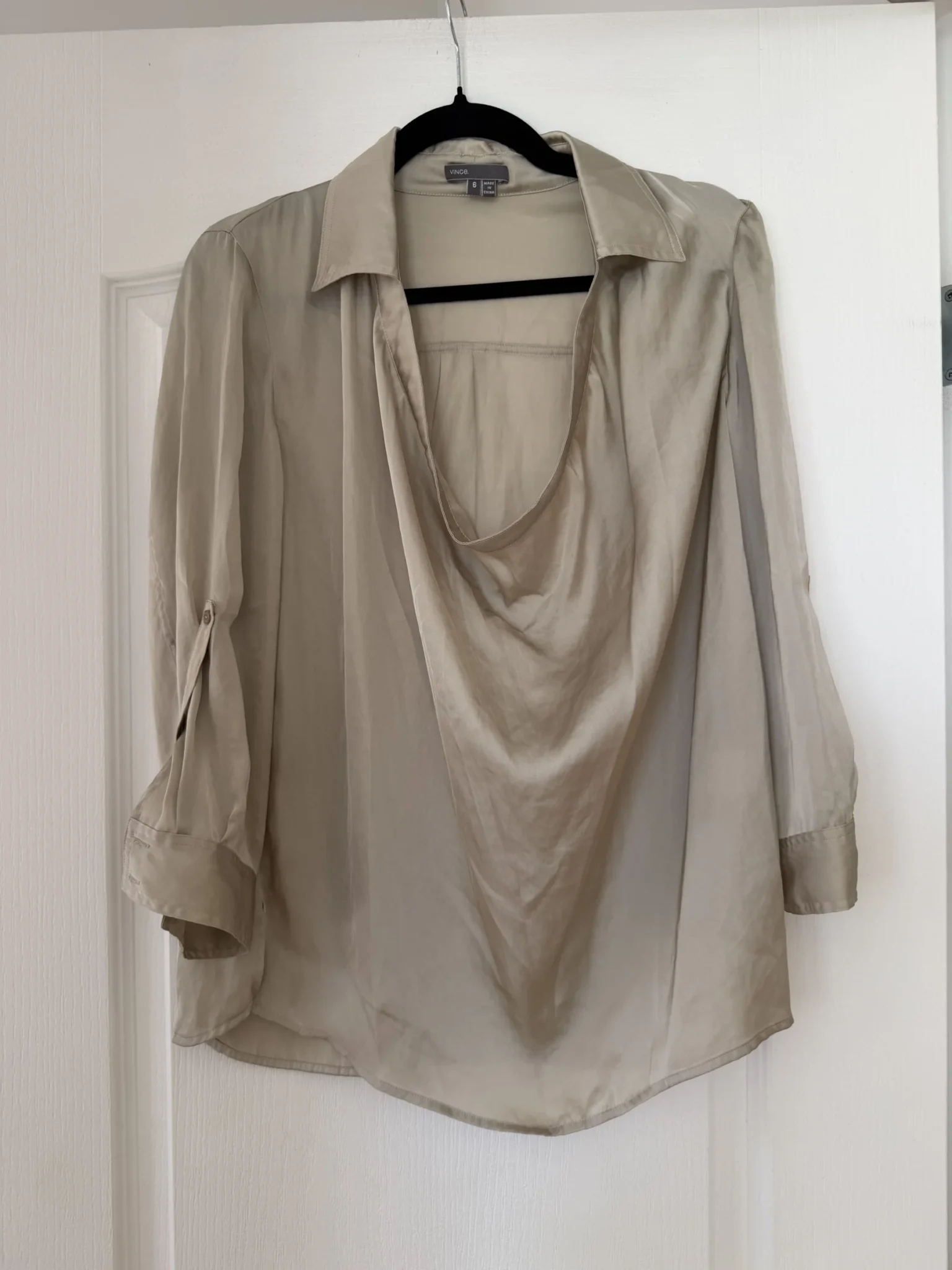 Image for Blouse Vince taille 6 écru doré col tombant