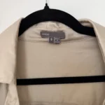 Thumbnail for Blouse Vince taille 6 écru doré col tombant