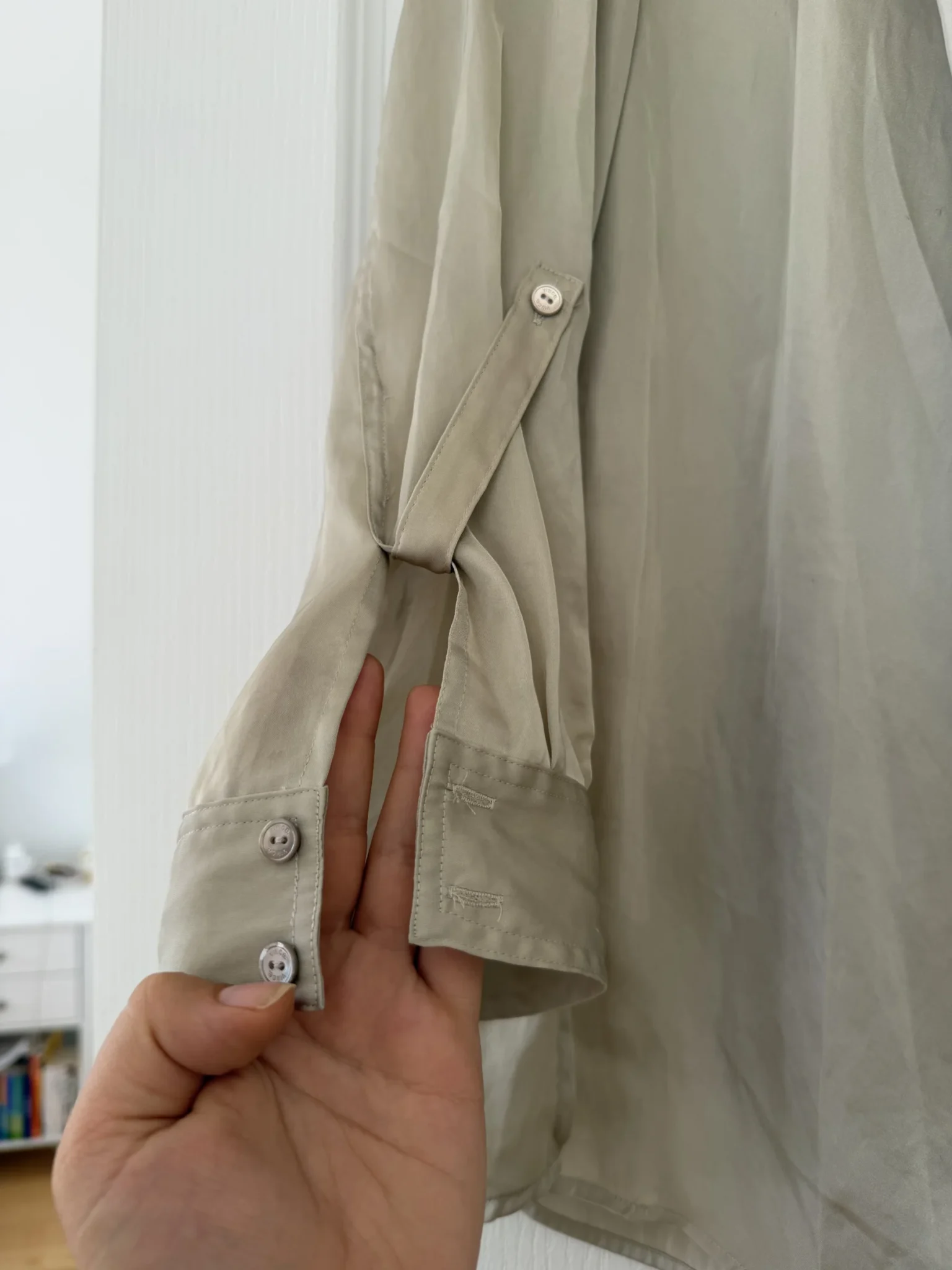 Image for Blouse Vince taille 6 écru doré col tombant