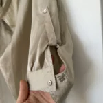 Thumbnail for Blouse Vince taille 6 écru doré col tombant