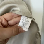 Thumbnail for Blouse Vince taille 6 écru doré col tombant