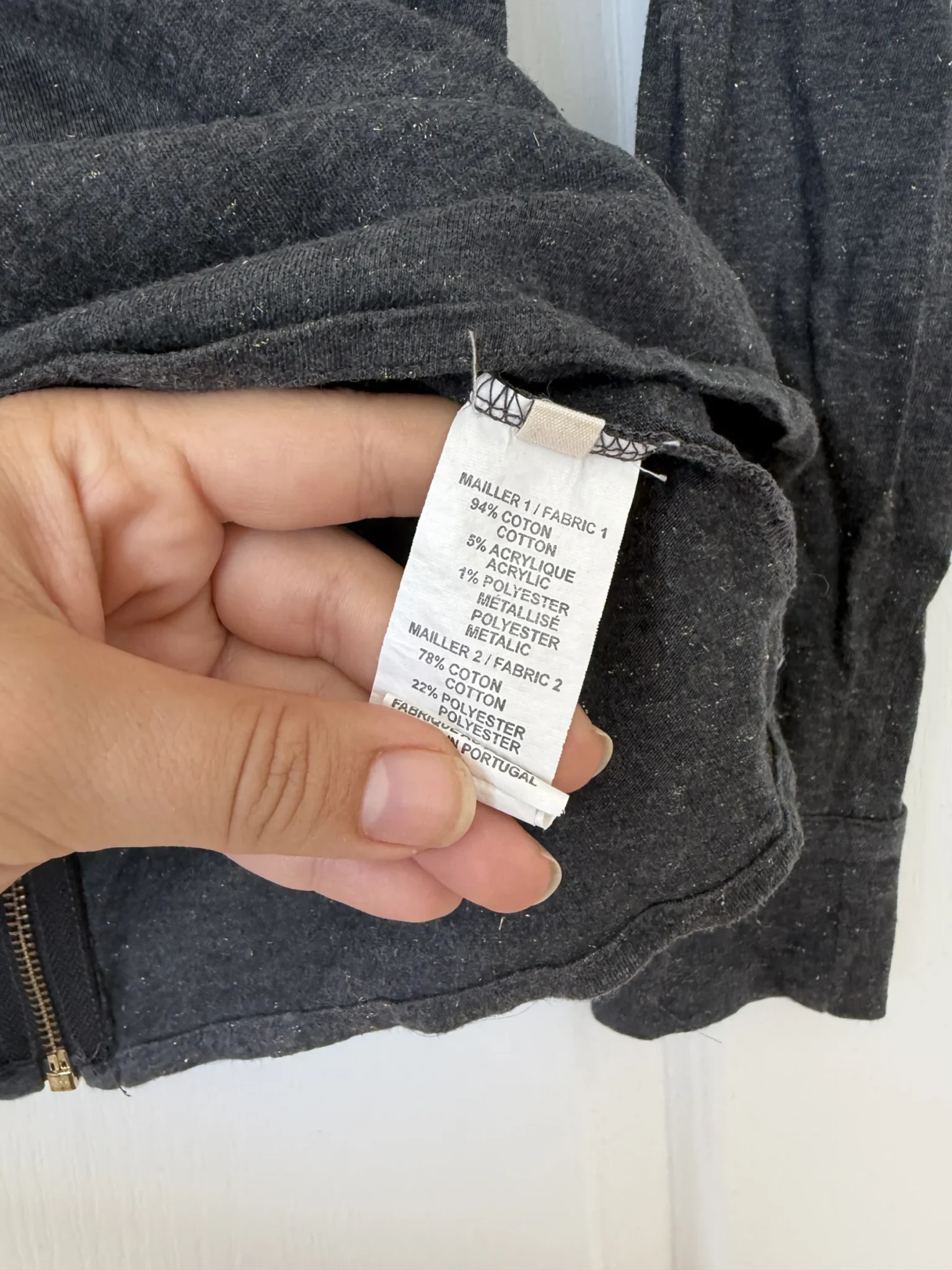 Image for Chandail Sézane taille S gris à paillettes doré et empiècements