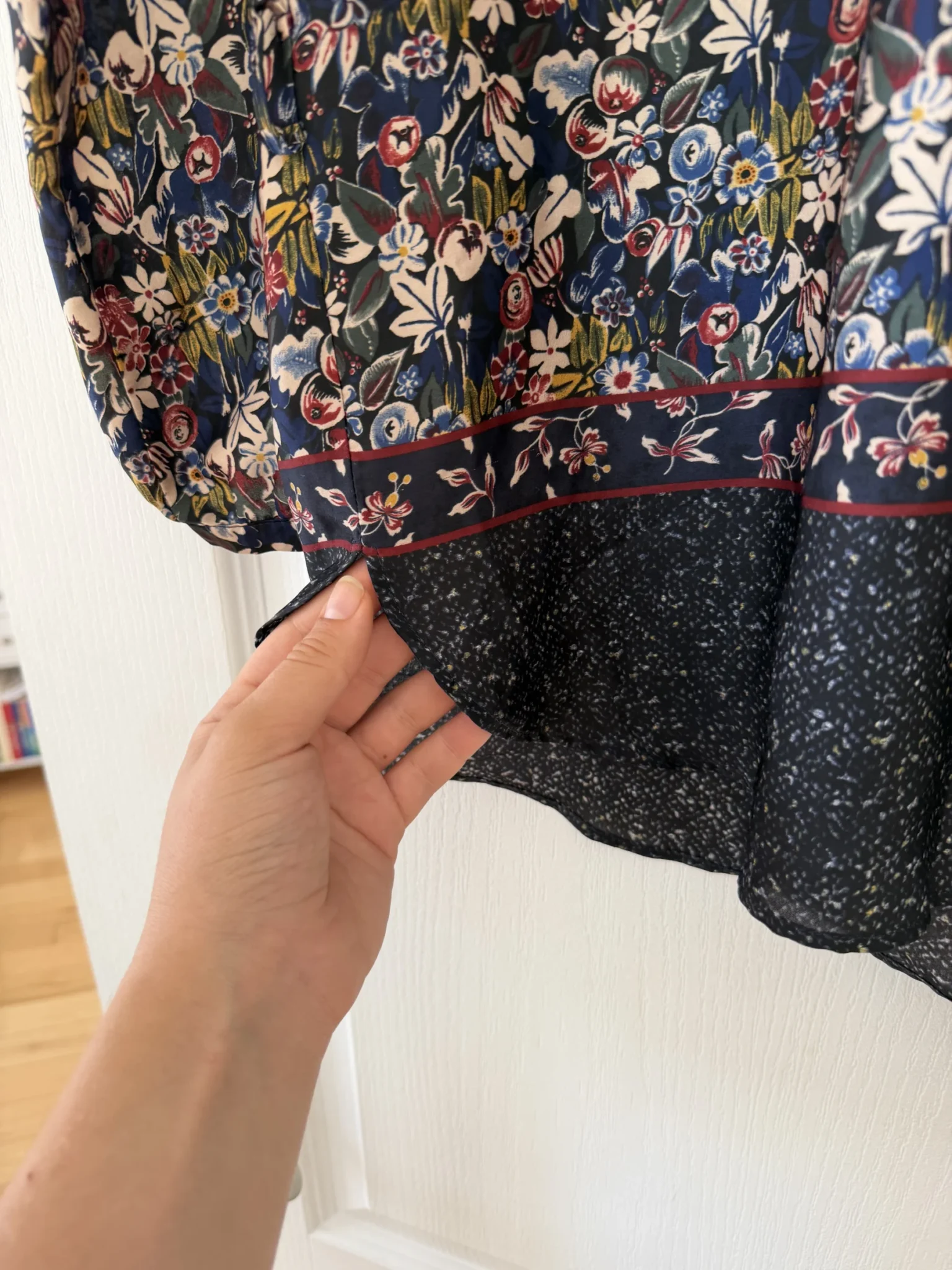 Image for Blouse Gérald Darel taille 38 fleuris bleu marine