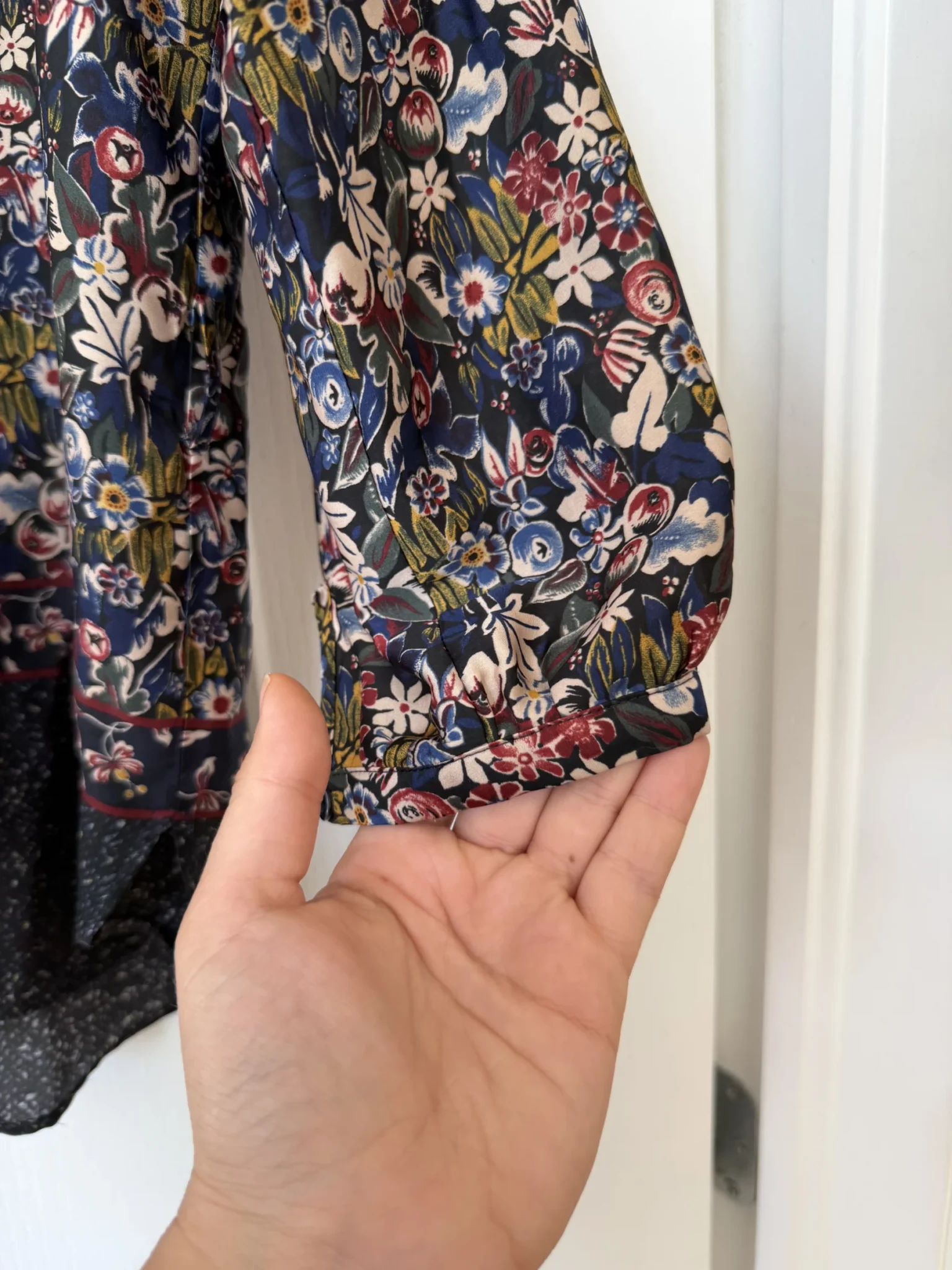 Image for Blouse Gérald Darel taille 38 fleuris bleu marine