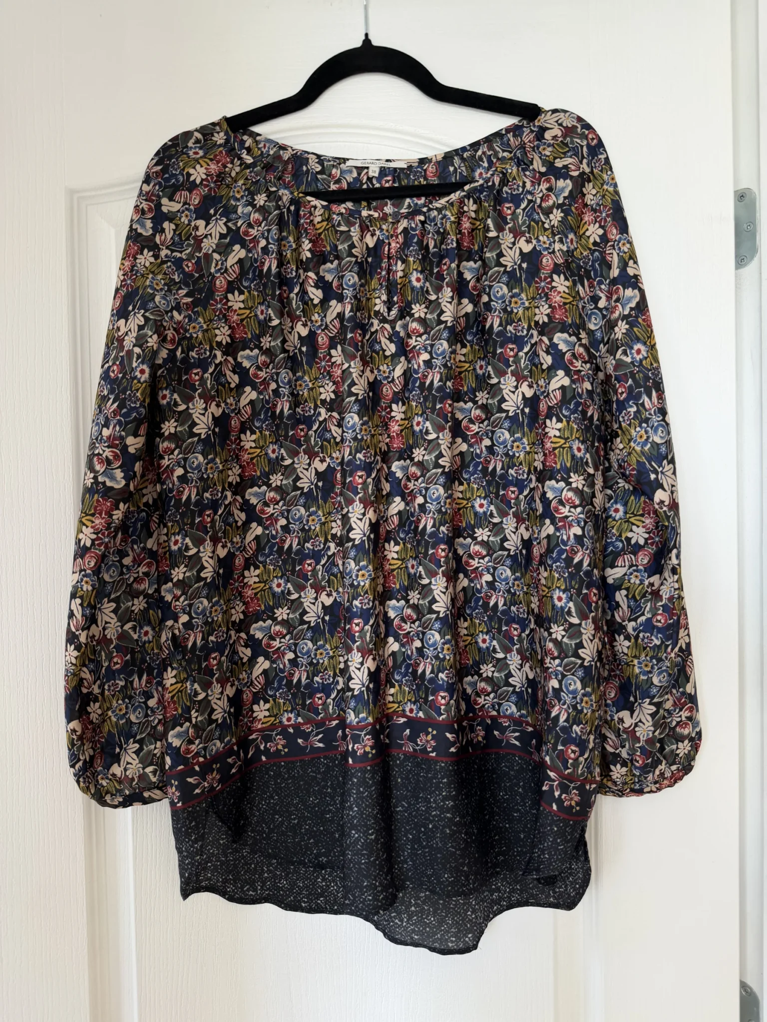 Image for Blouse Gérald Darel taille 38 fleuris bleu marine