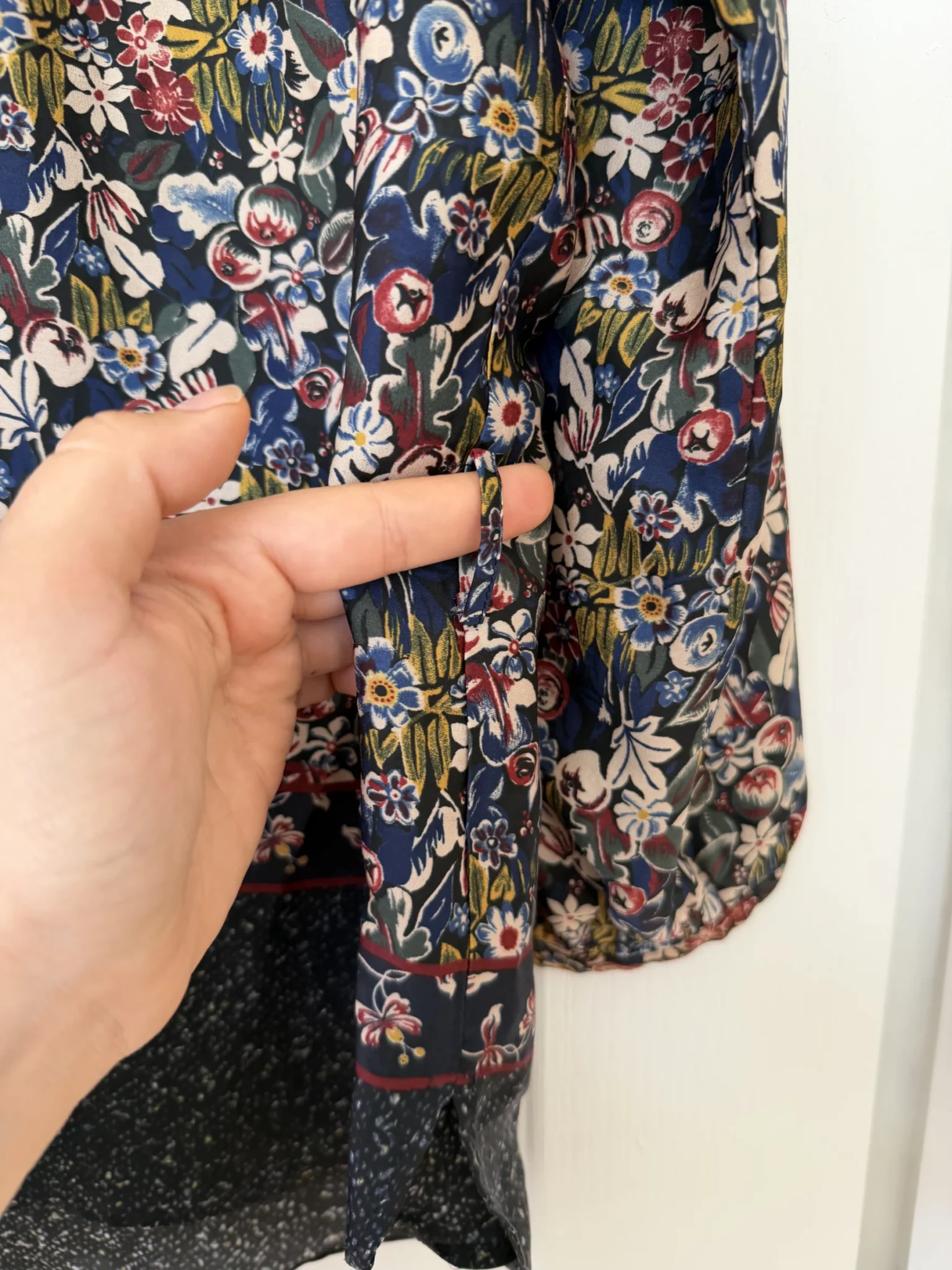 Image for Blouse Gérald Darel taille 38 fleuris bleu marine