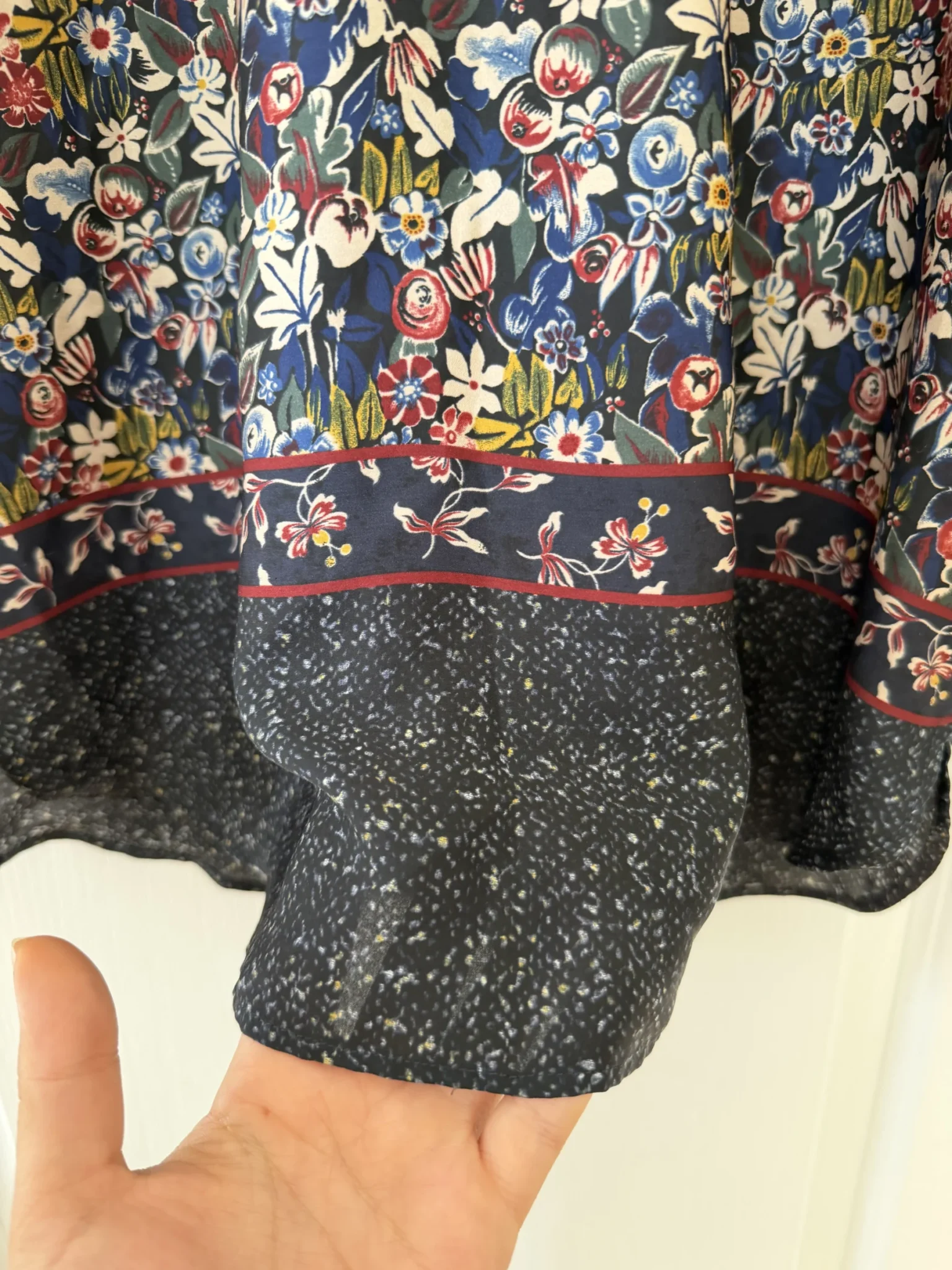 Image for Blouse Gérald Darel taille 38 fleuris bleu marine