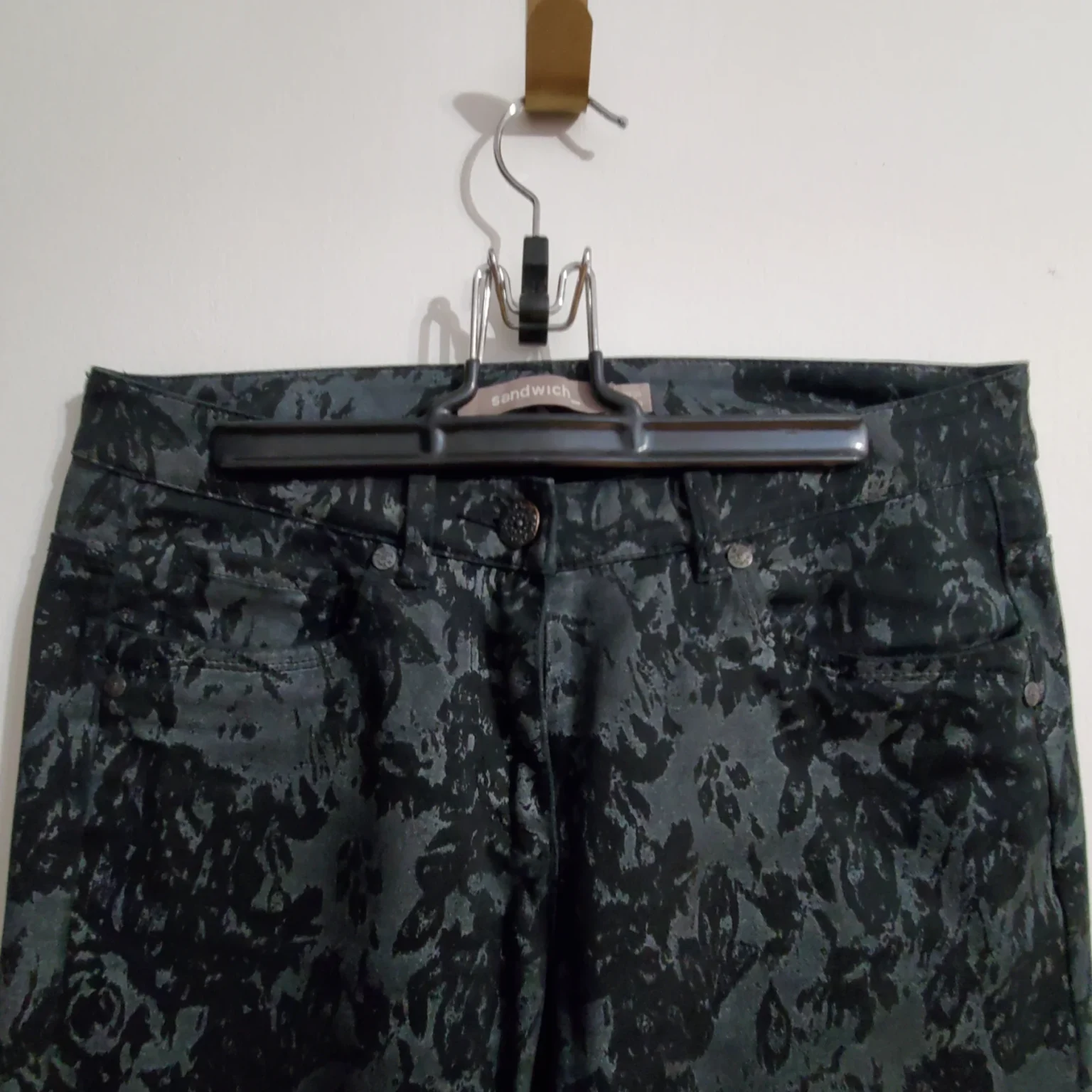 Image for Cotton and elastane trousers