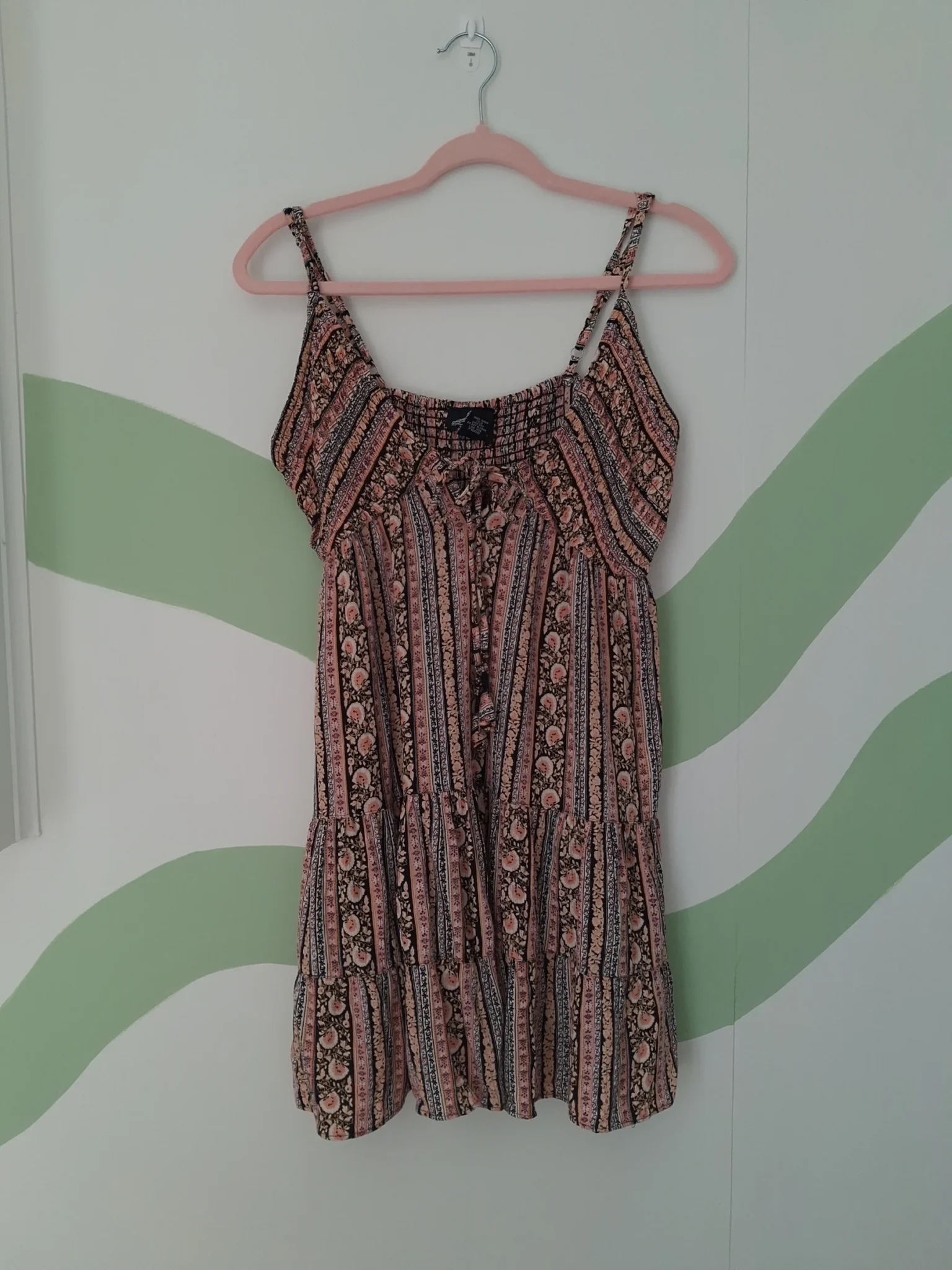 Featured image for Mini-robe Angie