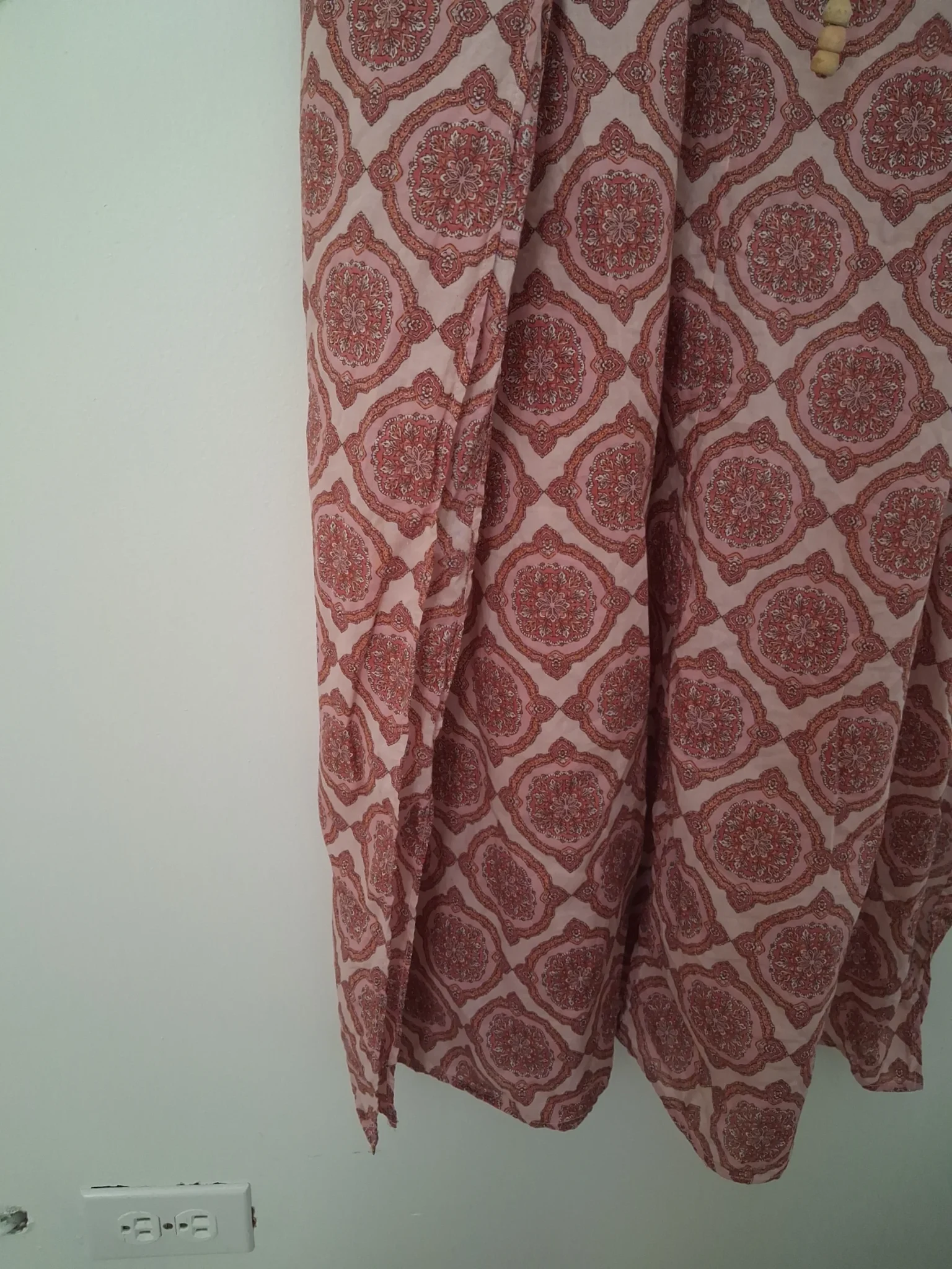 Image for Cache-maillot Zara