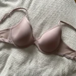 Featured thumbnail for Brassière 34DD