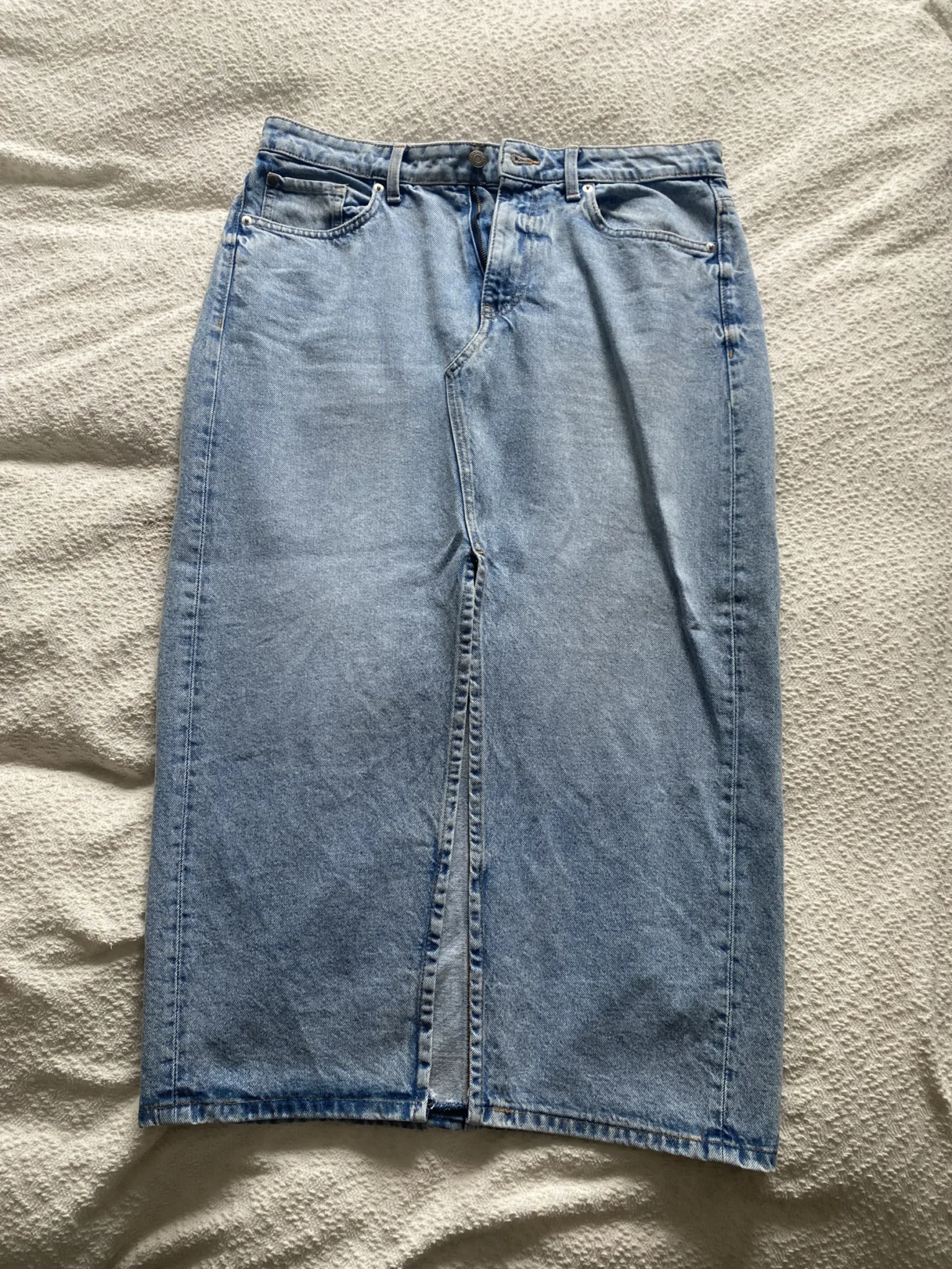 Featured image for Jupe longue en jeans