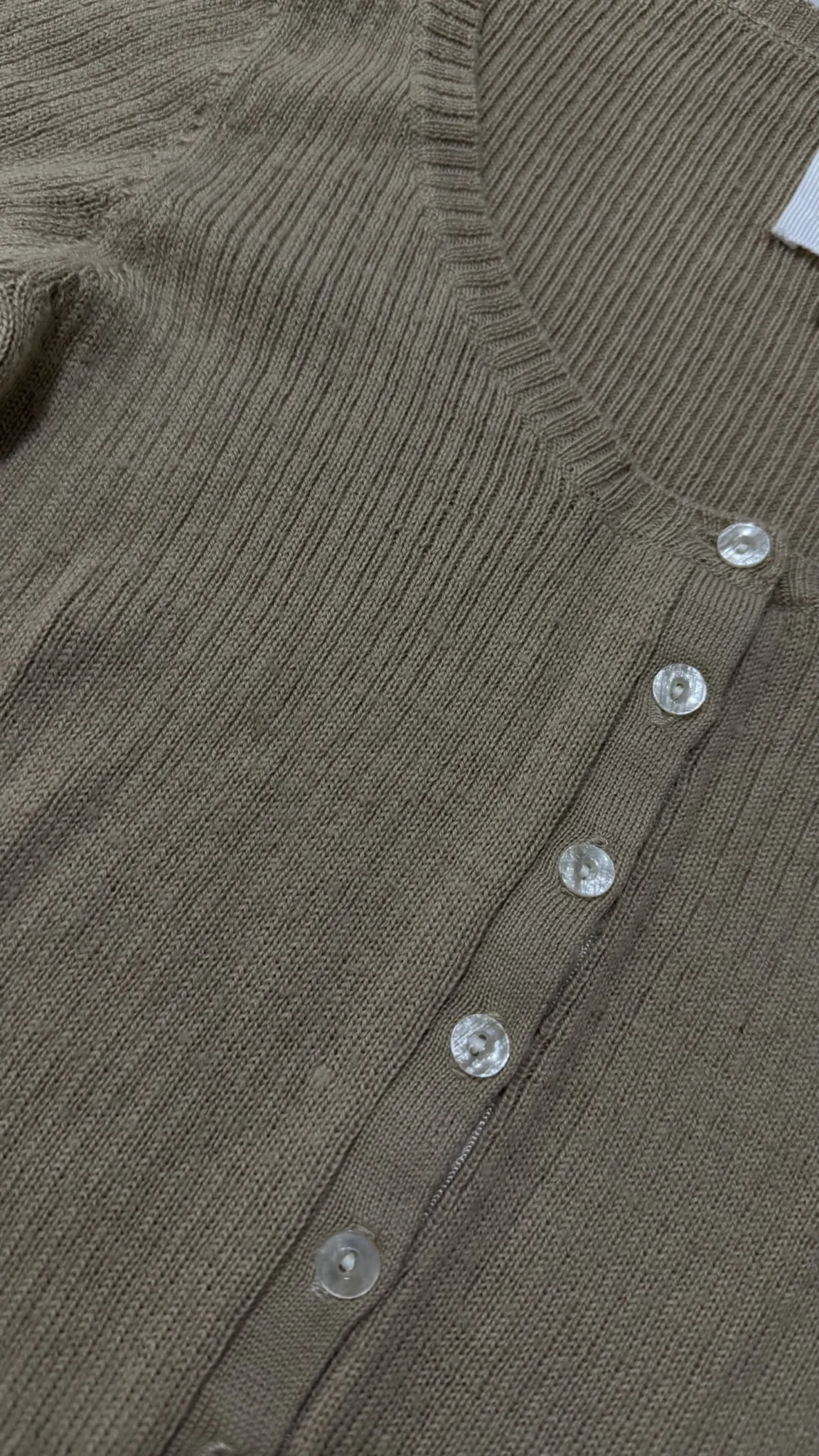 Image for Tricot fin avec boutons