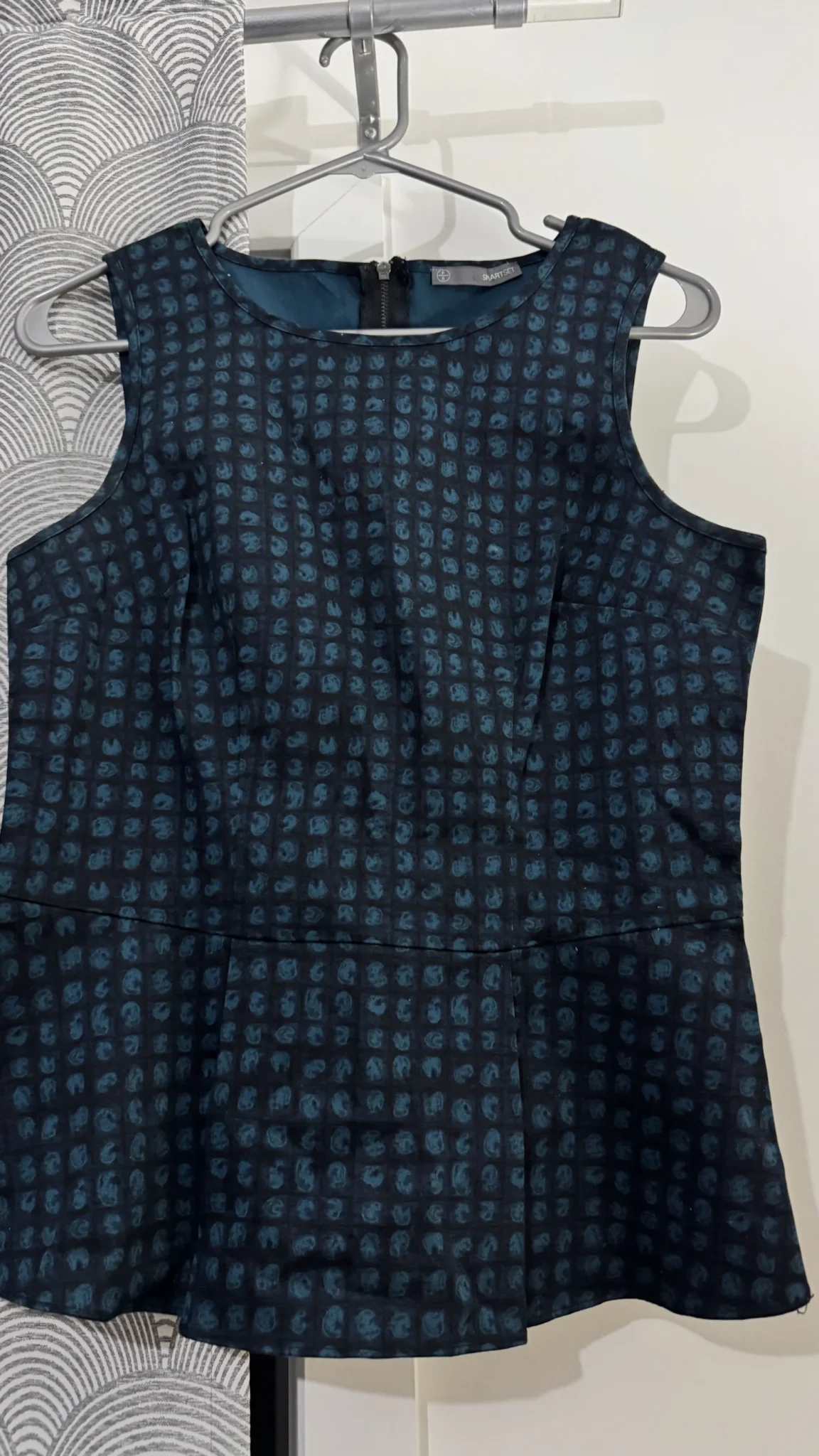 Featured image for Camisole à motifs et style Peplum