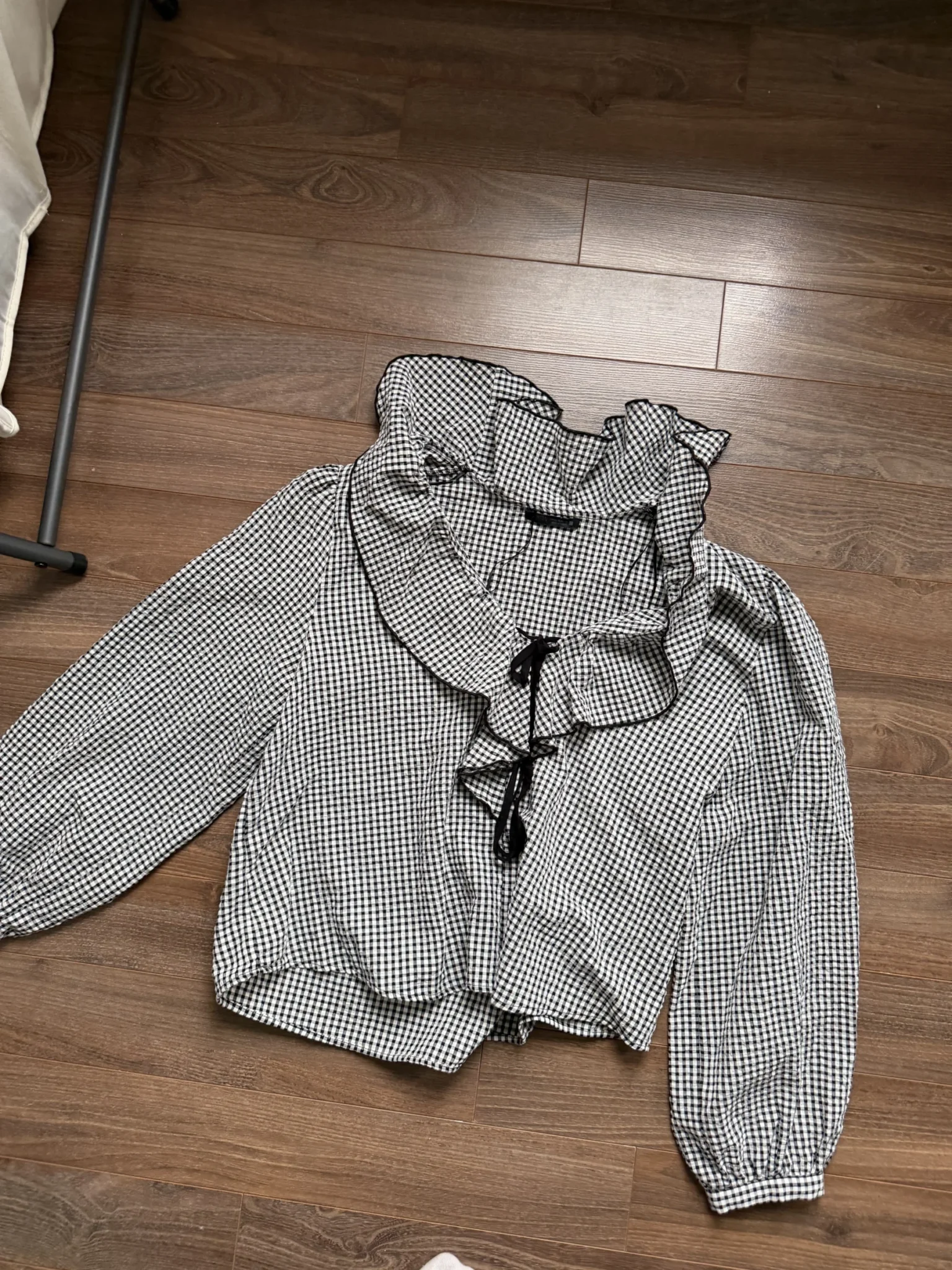 Featured image for Blouse à volants et carreaux Vichy