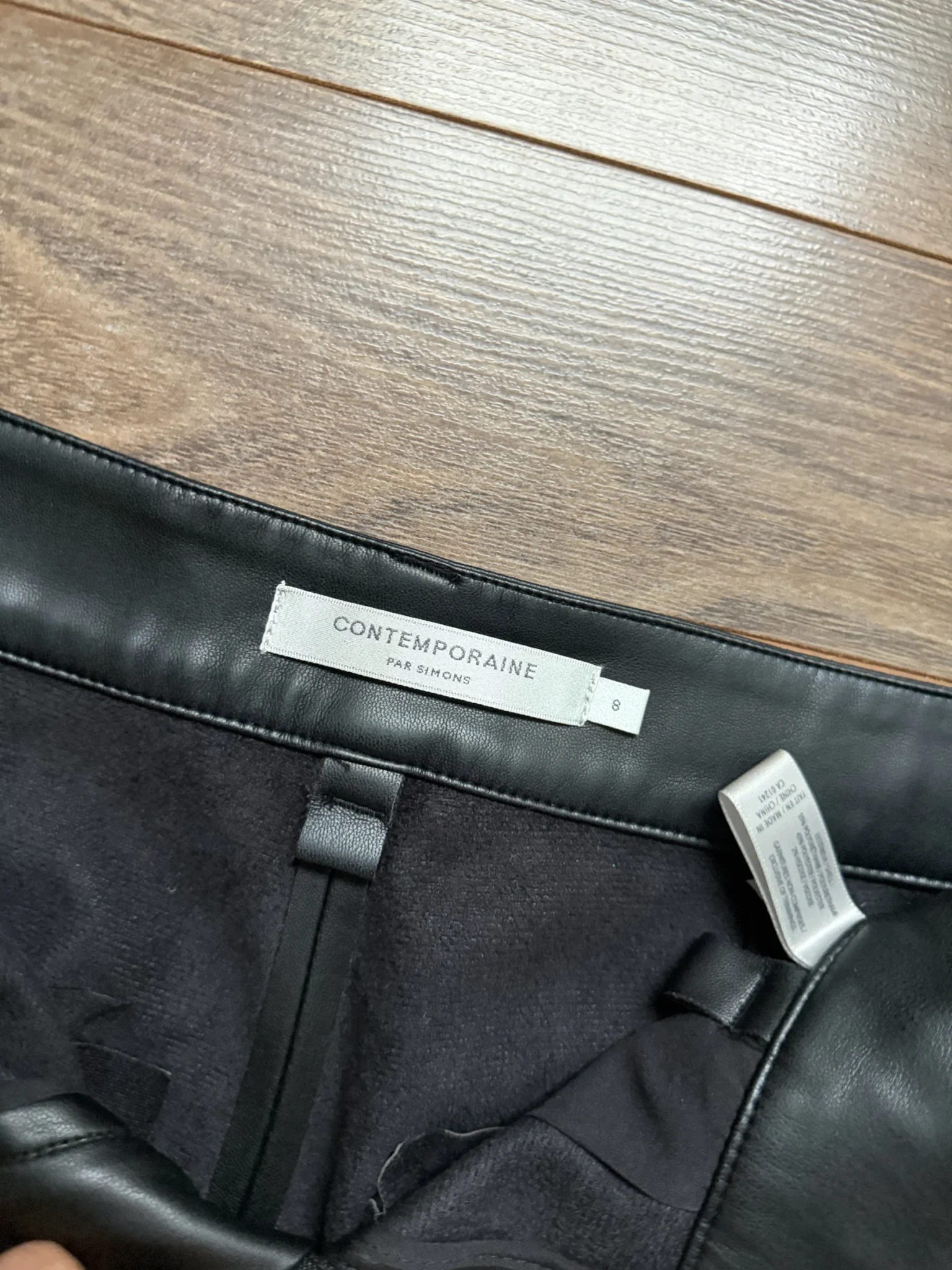 Image for Pantalon effet cuir
