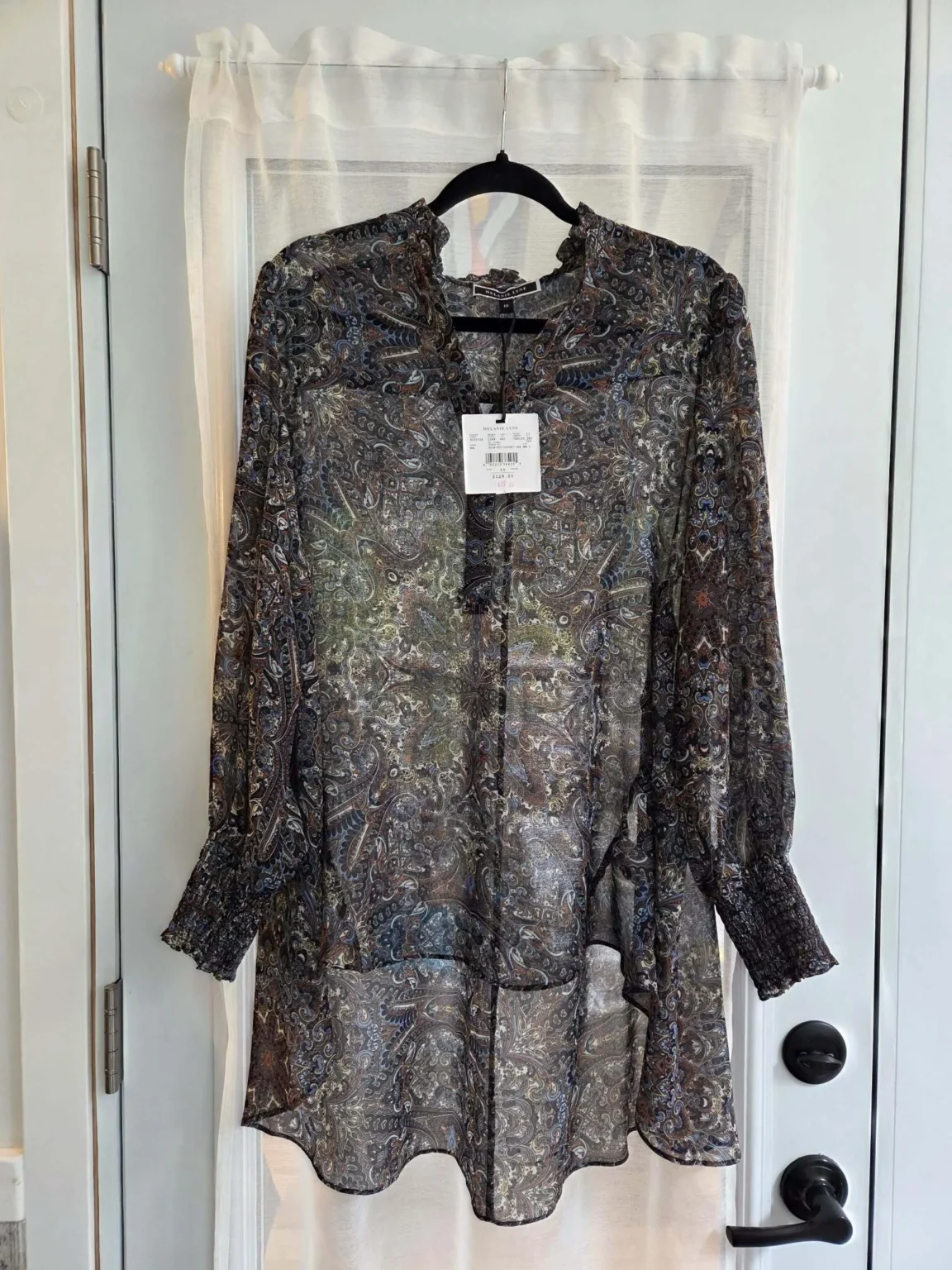 Featured image for Blouse abstraite à col cranté Mélanie Lyne / Motif bleu / 10