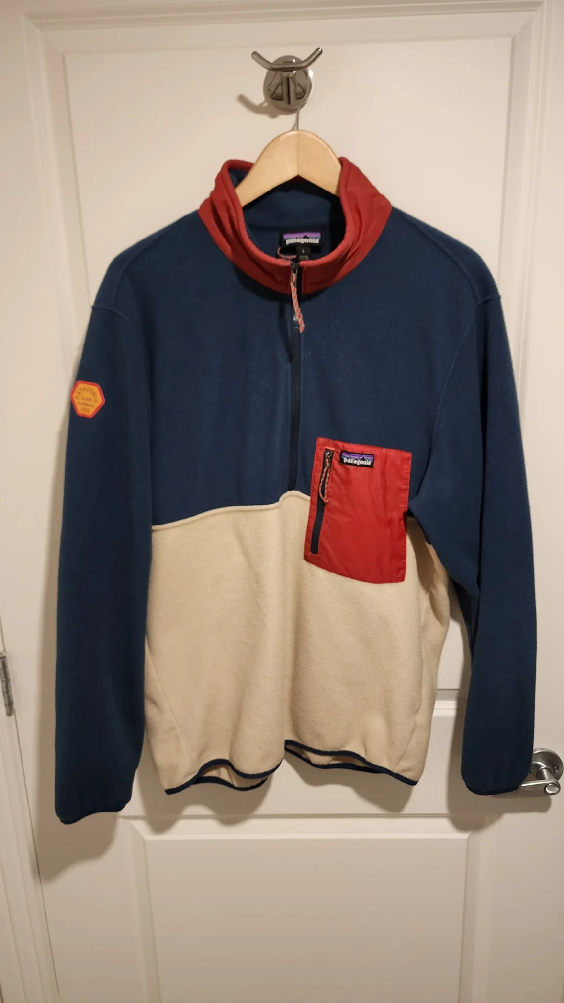 Featured image for Patagonia Microdini 1/2-Zip Fleece Pullover