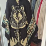 Featured thumbnail for Poncho de loup
