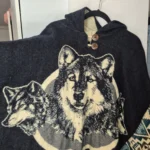 Thumbnail for Poncho de loup