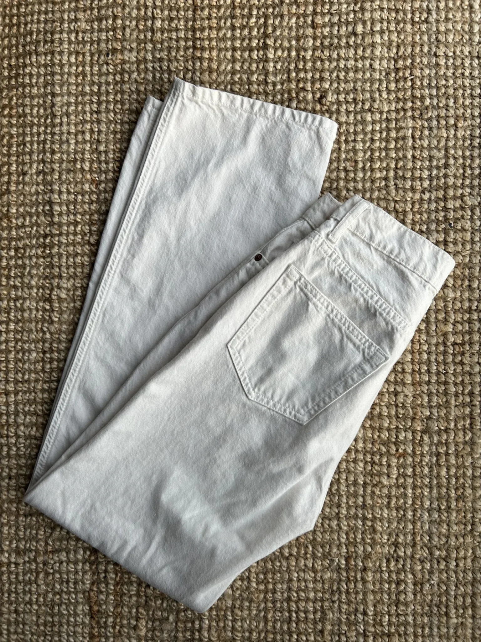 Image for Val 90s Mid Rise Straight Jeans