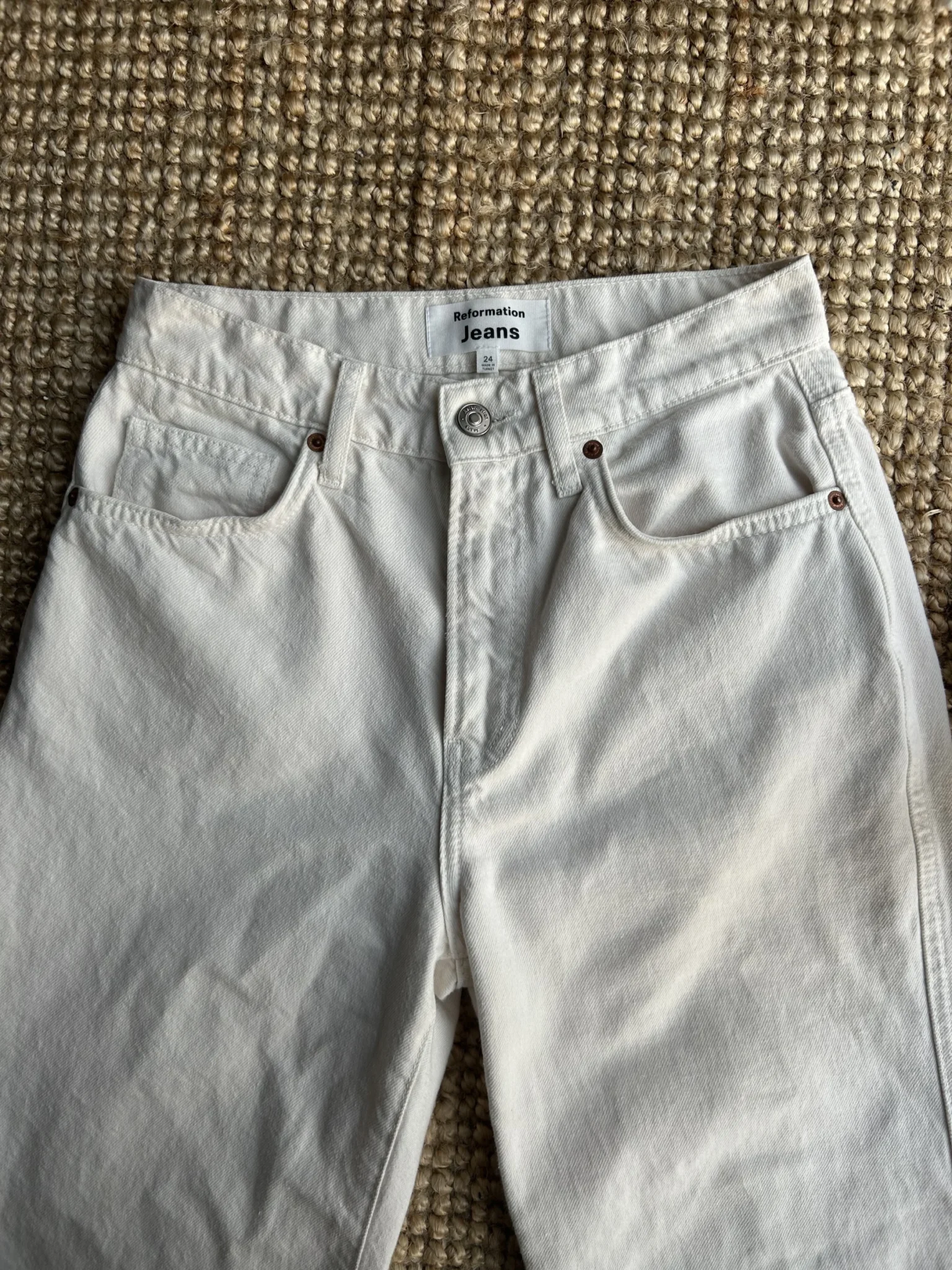Image for Val 90s Mid Rise Straight Jeans