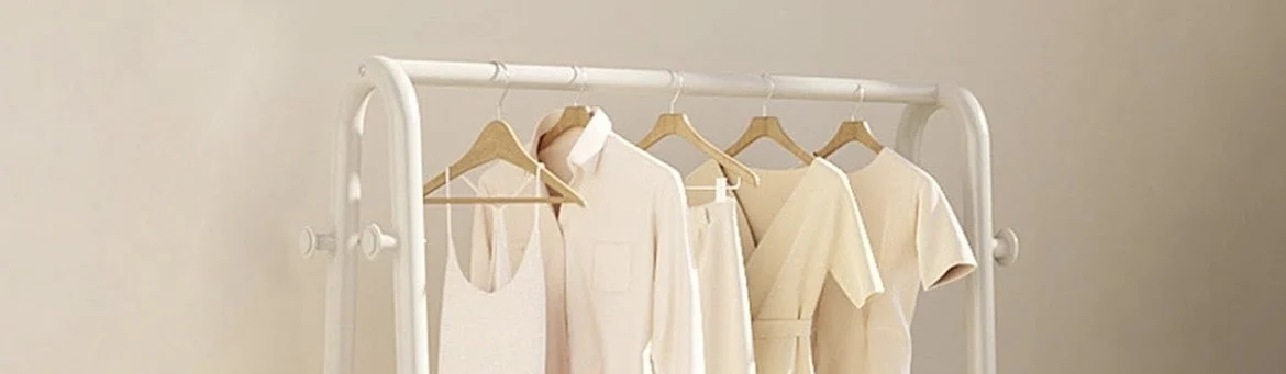 The store banner image for the store named La penderie de Josyane.
