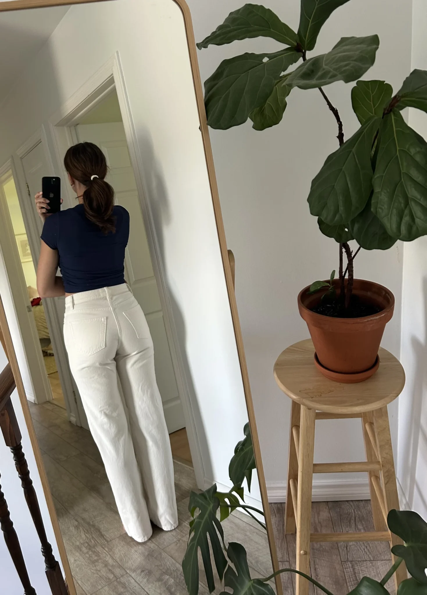 Image for Val 90s Mid Rise Straight Jeans