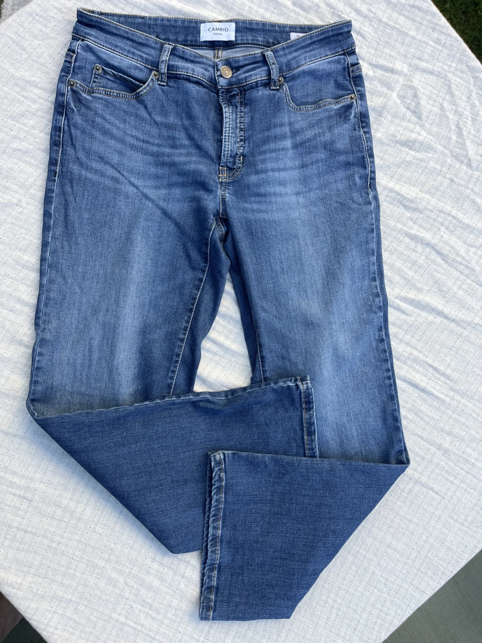 Featured image for Jean Paris Cambio easy kick
