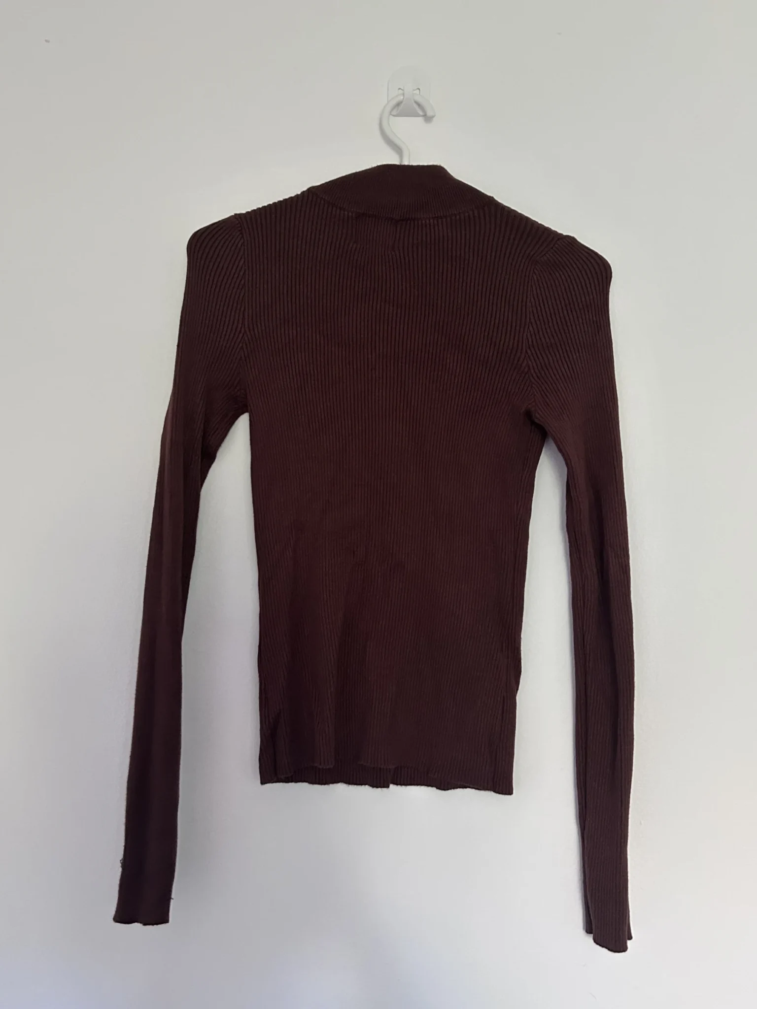 Image for Long-sleeved ribbed jumper – High neck