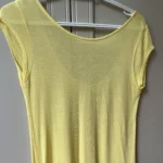 Thumbnail for T shirt Zara ouvert dans le dos