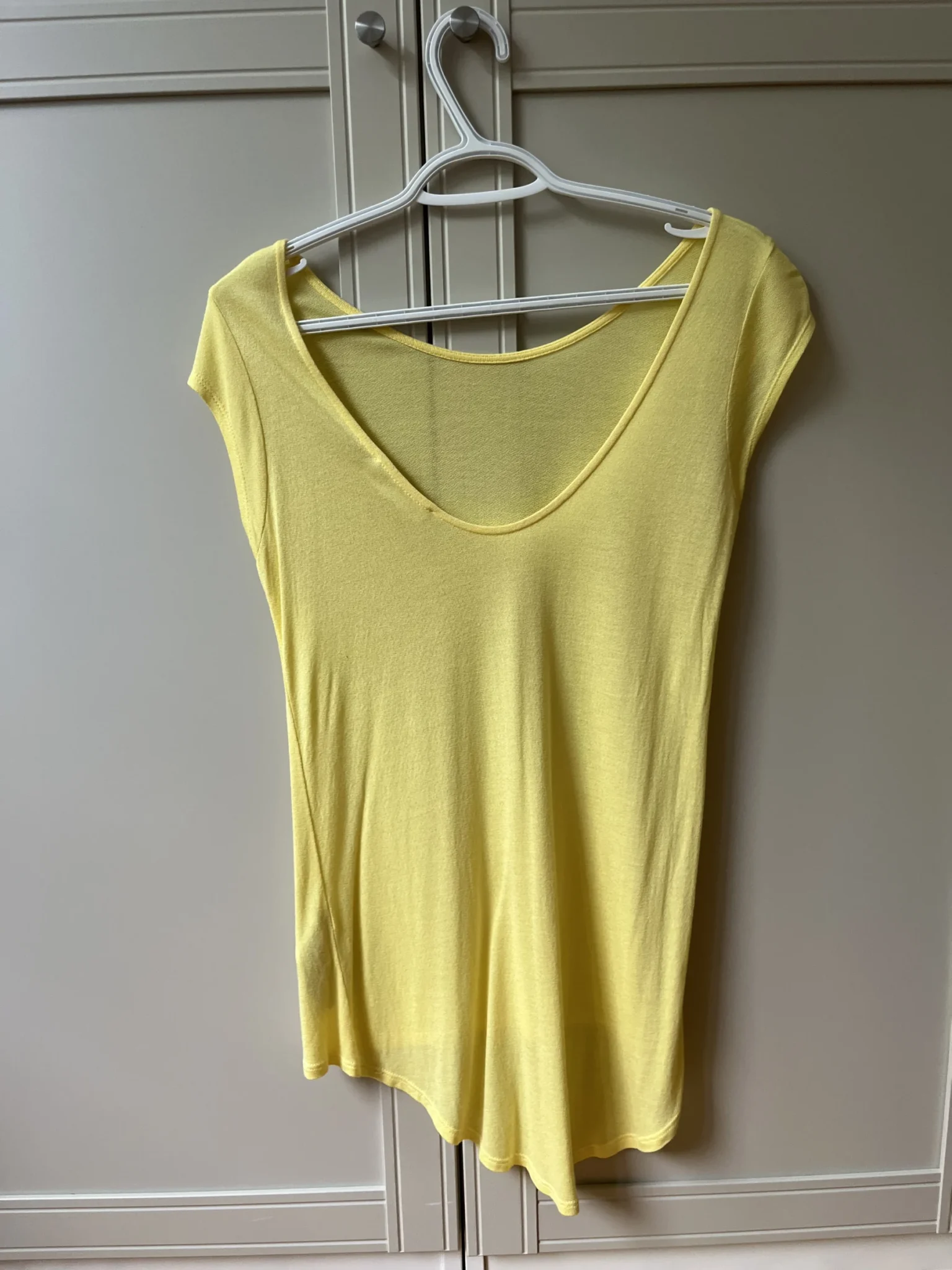 Image for T shirt Zara ouvert dans le dos