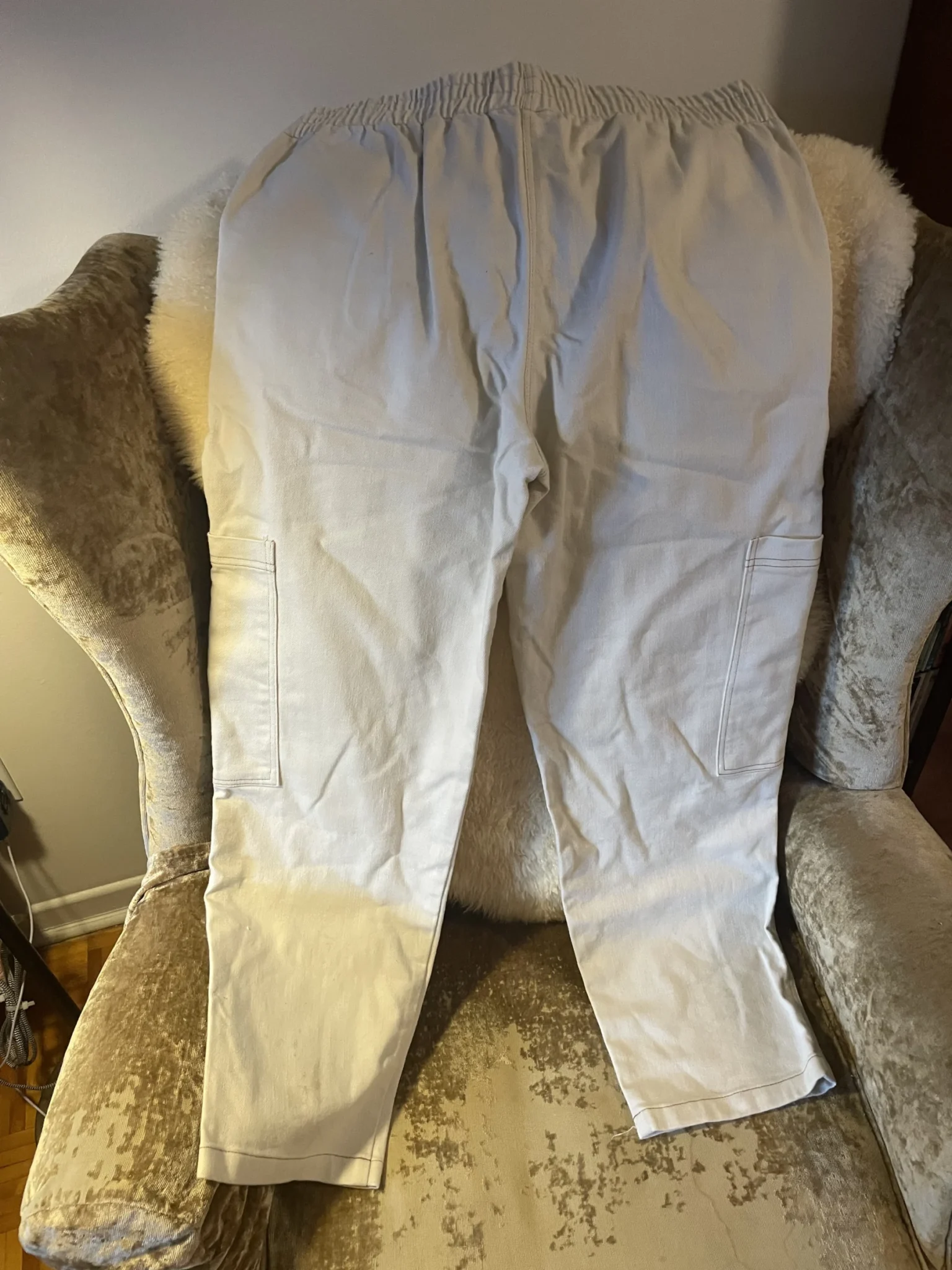 Image for Very stylish cargo-style trousers made in Montreal, available in a loose fit