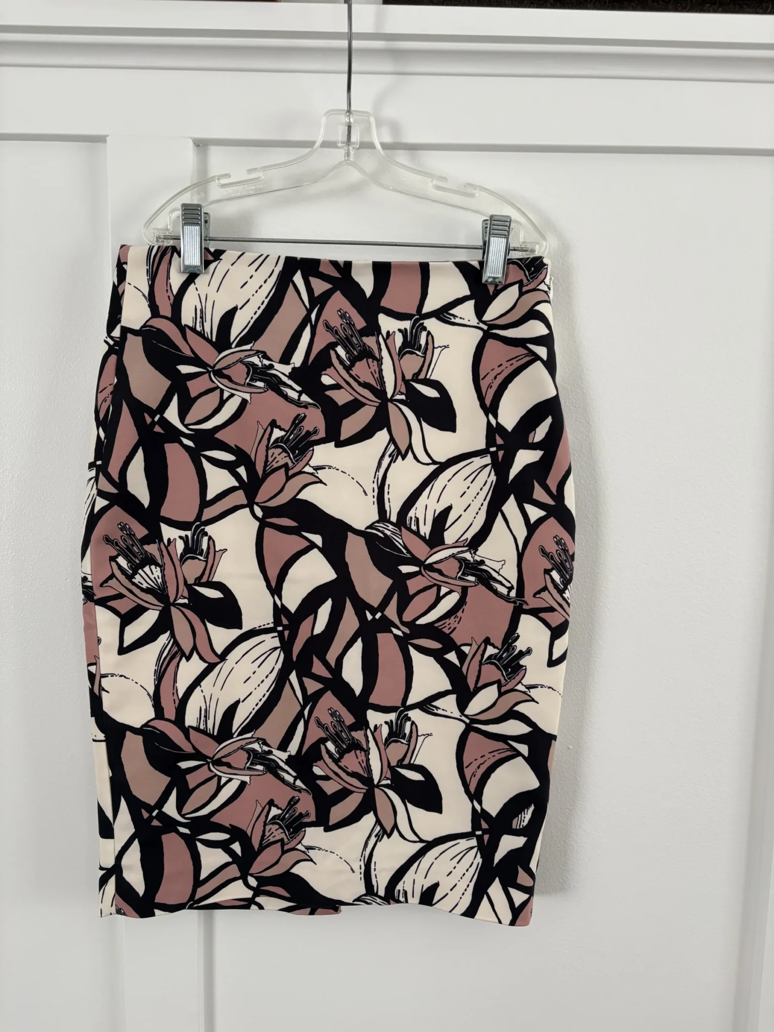 Featured image for Jupe RW&CO à motifs floraux