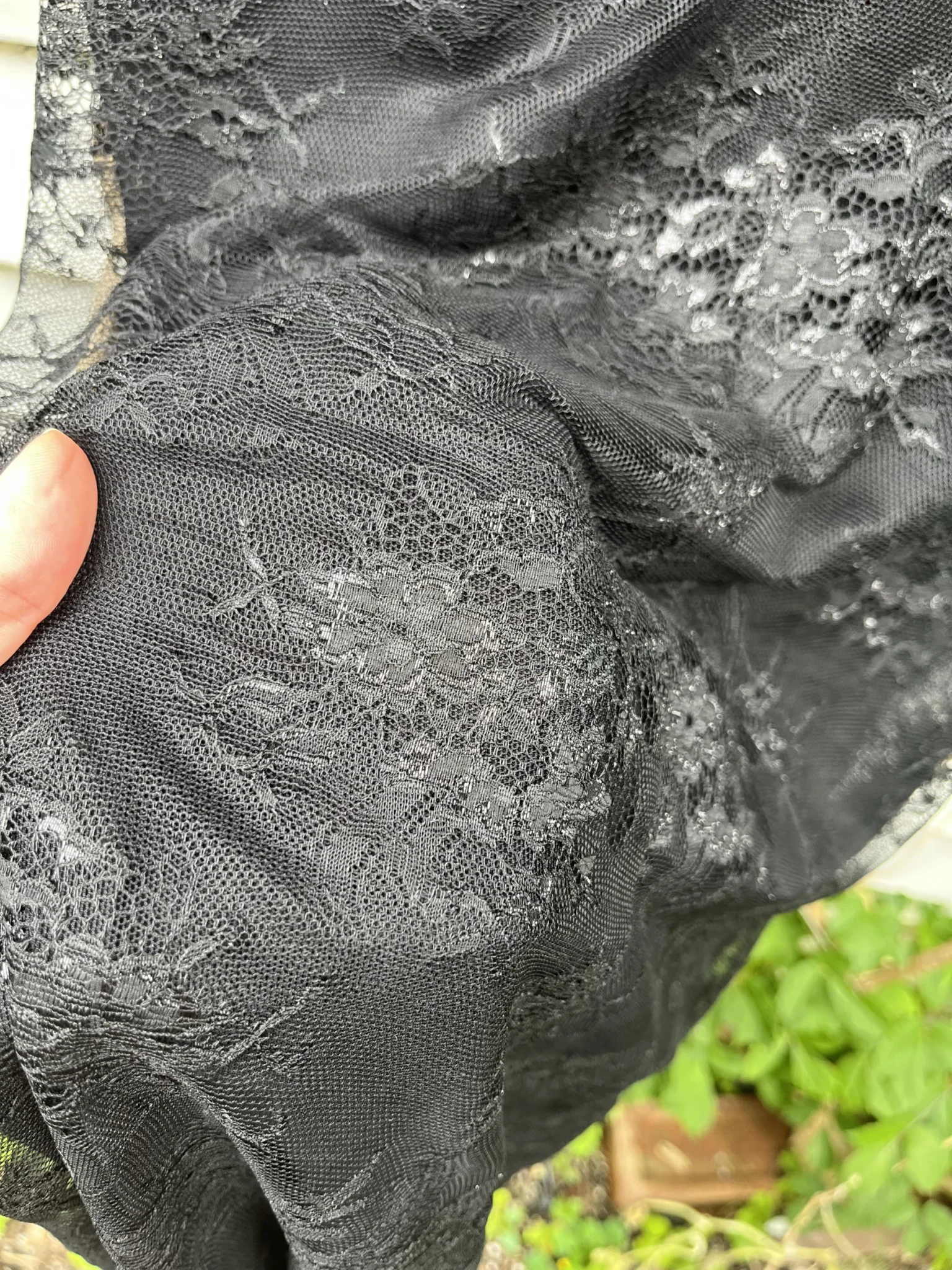 Image for Magnifique robe dentelle, doublée d’un jupon en tulle