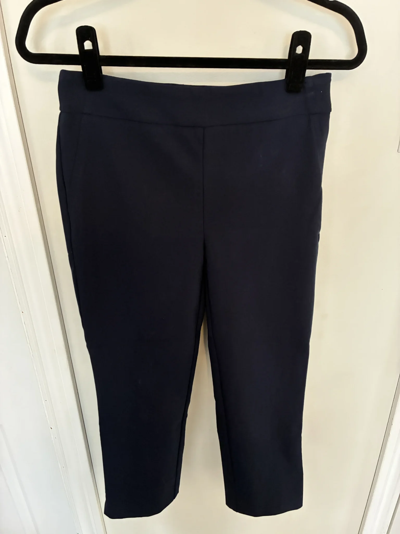 Featured image for Pantalon capri