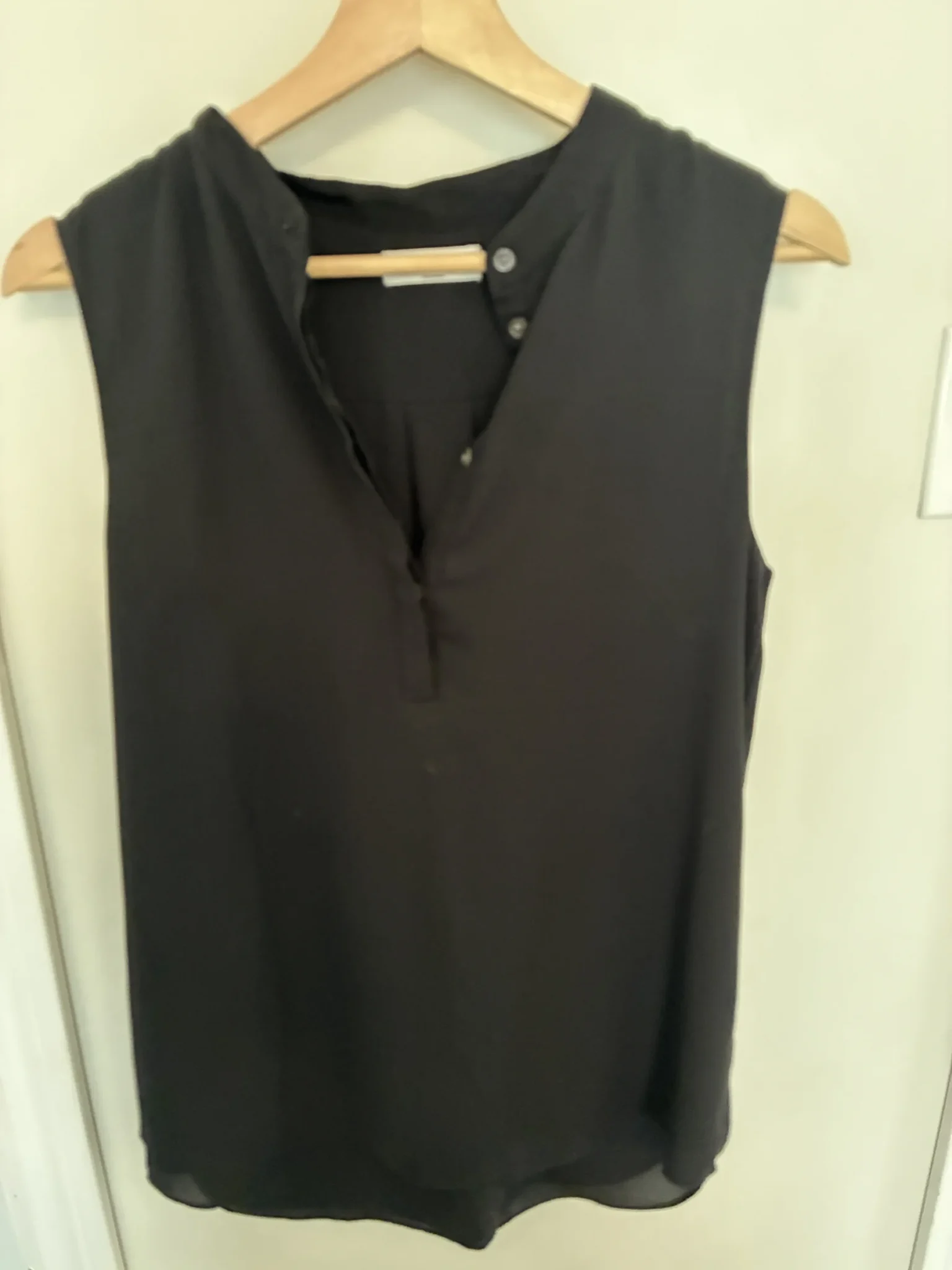 Featured image for Blouse sans manches