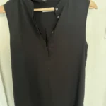 Thumbnail for Blouse sans manches