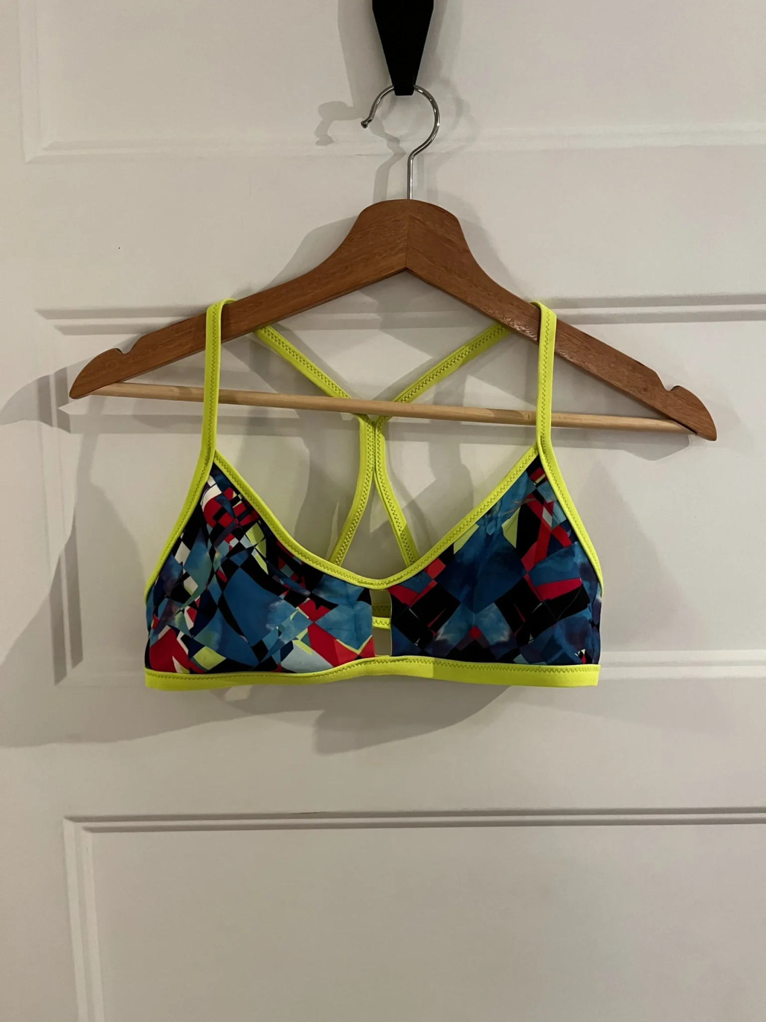 Featured image for Haut de maillot speedo